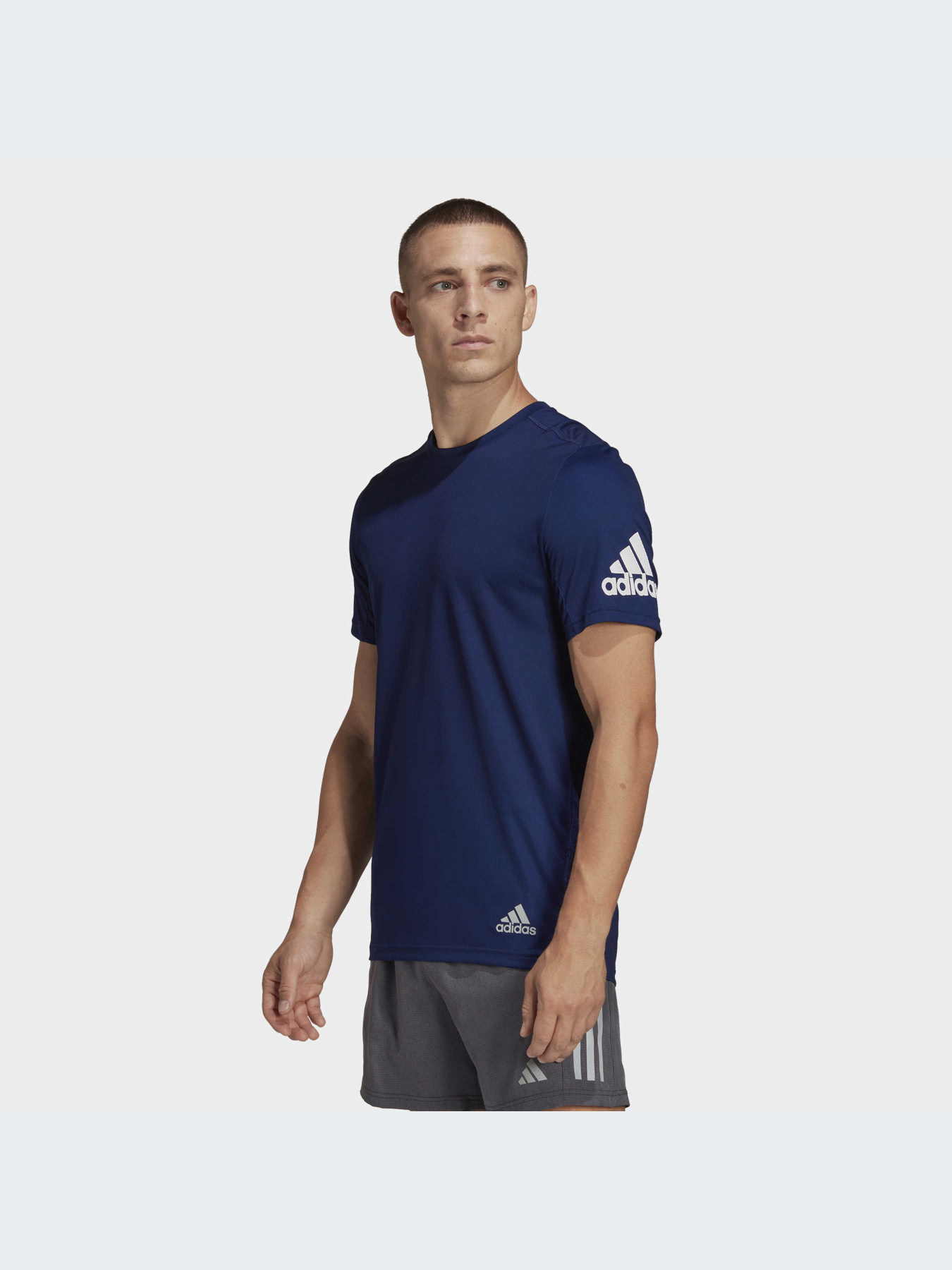 Футболка спортивная Adidas модель HM8446 Фото