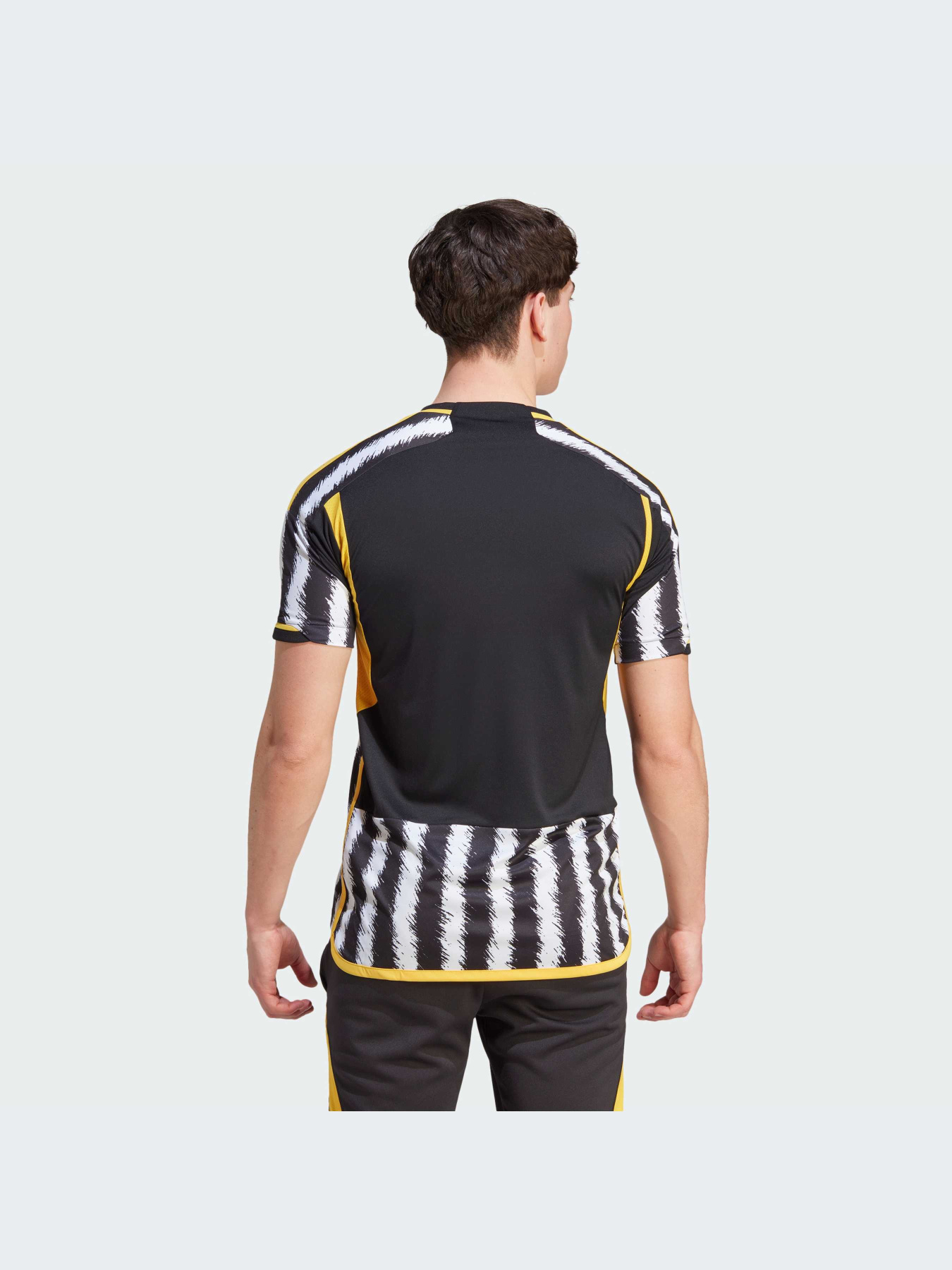 Спортивная футболка Adidas модель HR8256 Фото