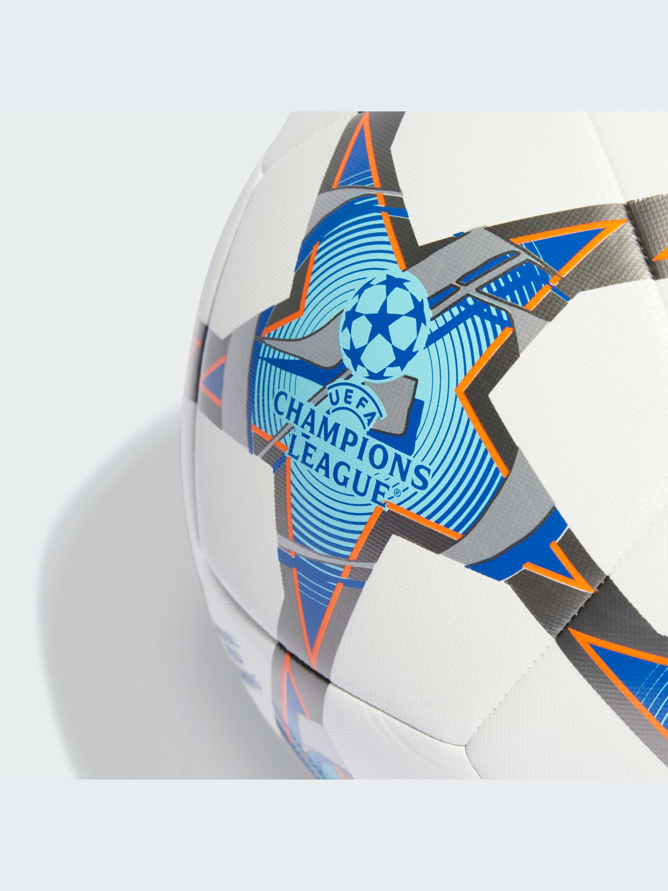 М'ячі Adidas модель IA0952 Фото