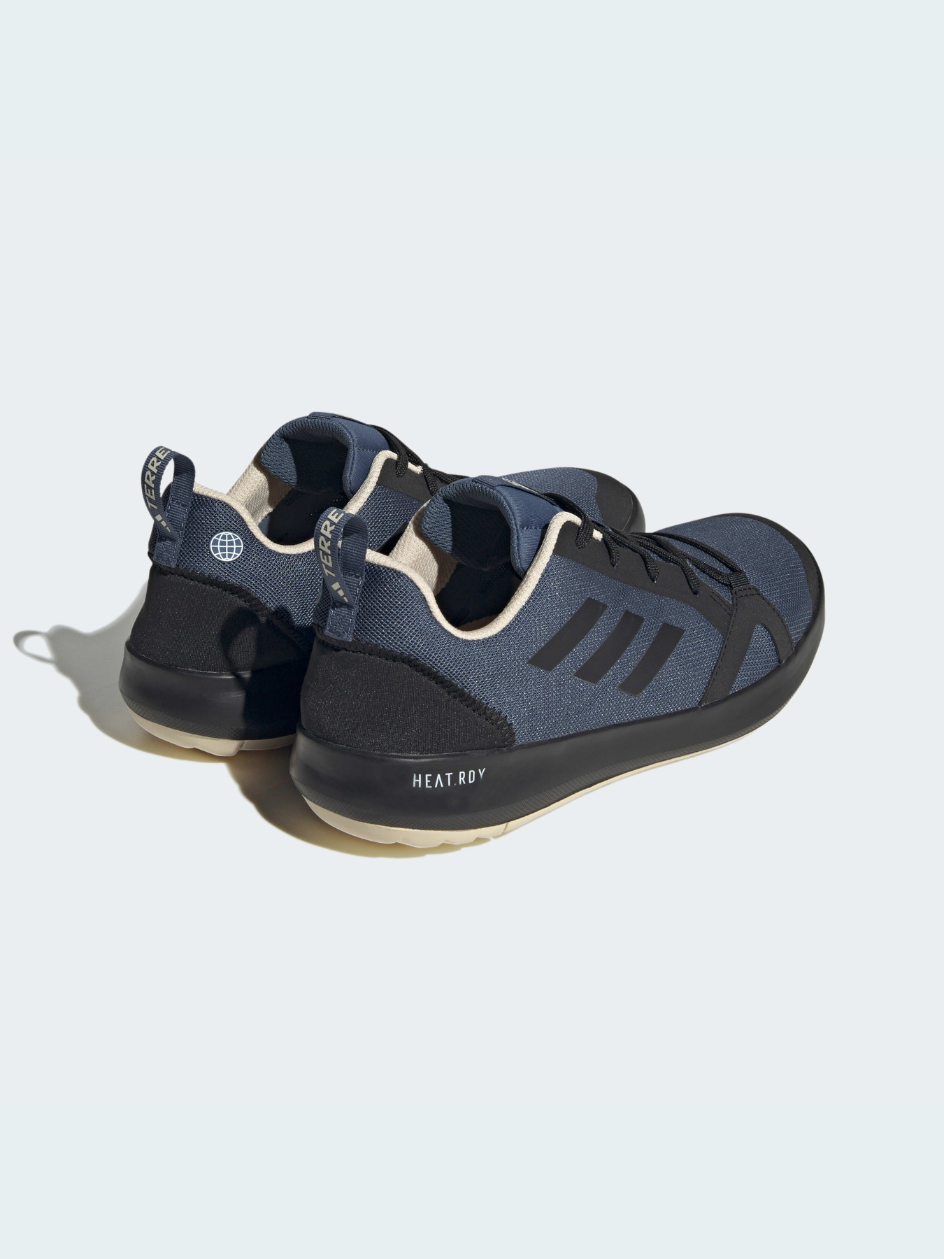 Кросівки аутдор Adidas модель HP8642 Фото