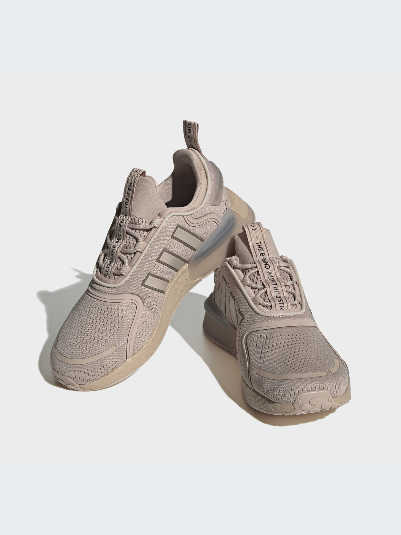 Кроссовки Adidas NMD модель FZ6496 Фото
