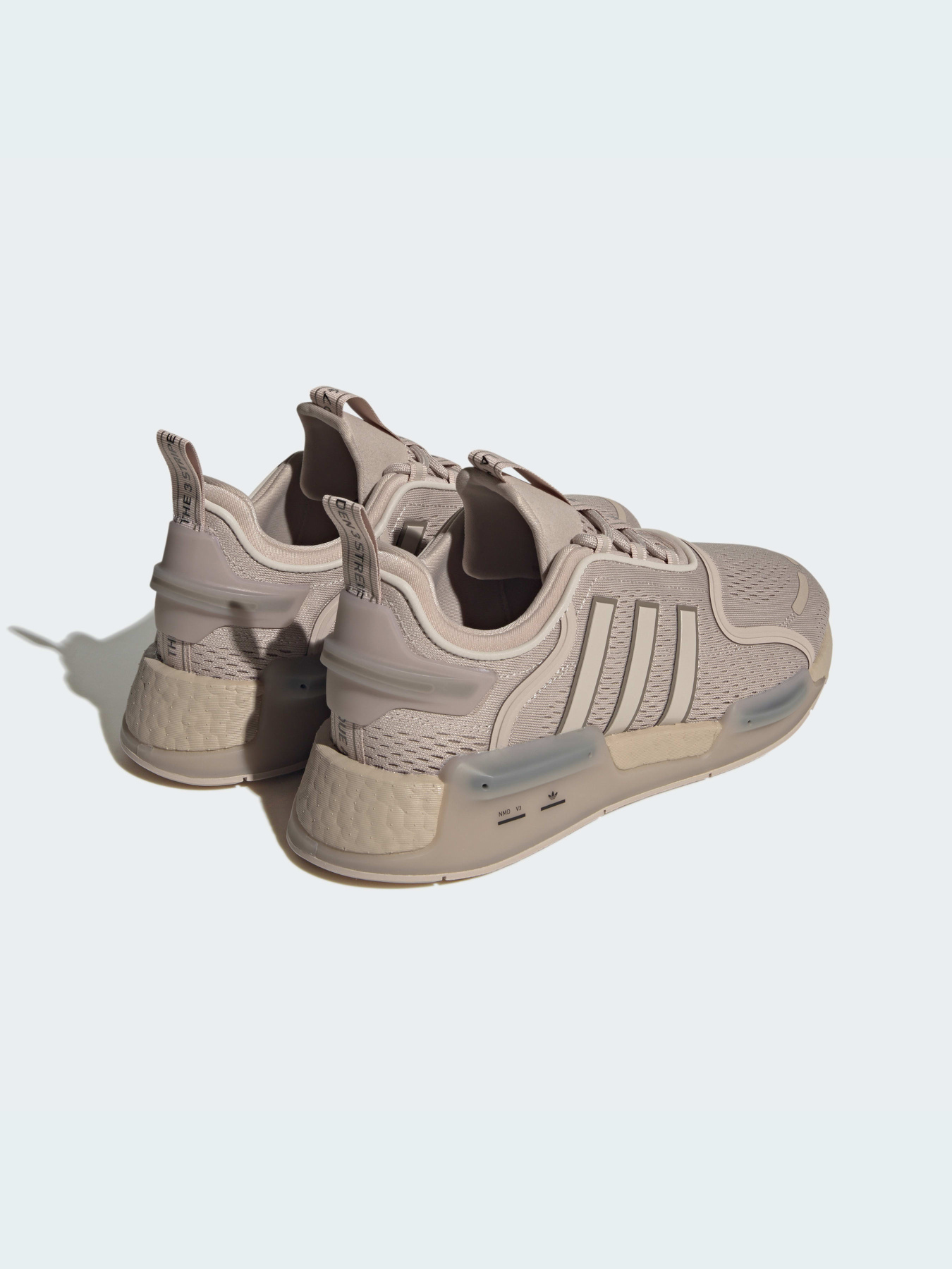 Кроссовки повседневные Adidas NMD модель FZ6496 Фото