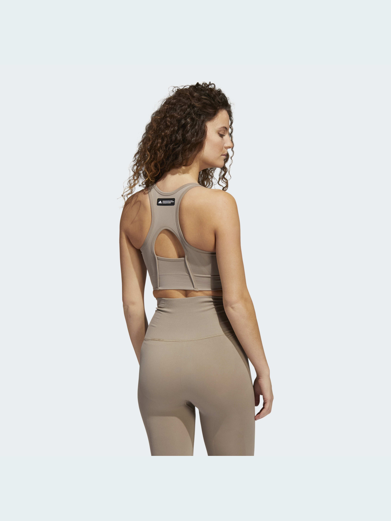 Топ спортивный Adidas модель HE2106 Фото