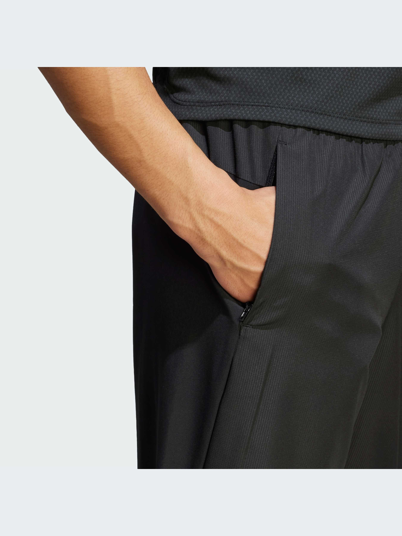 Штаны спортивные Adidas модель HY0764 Фото