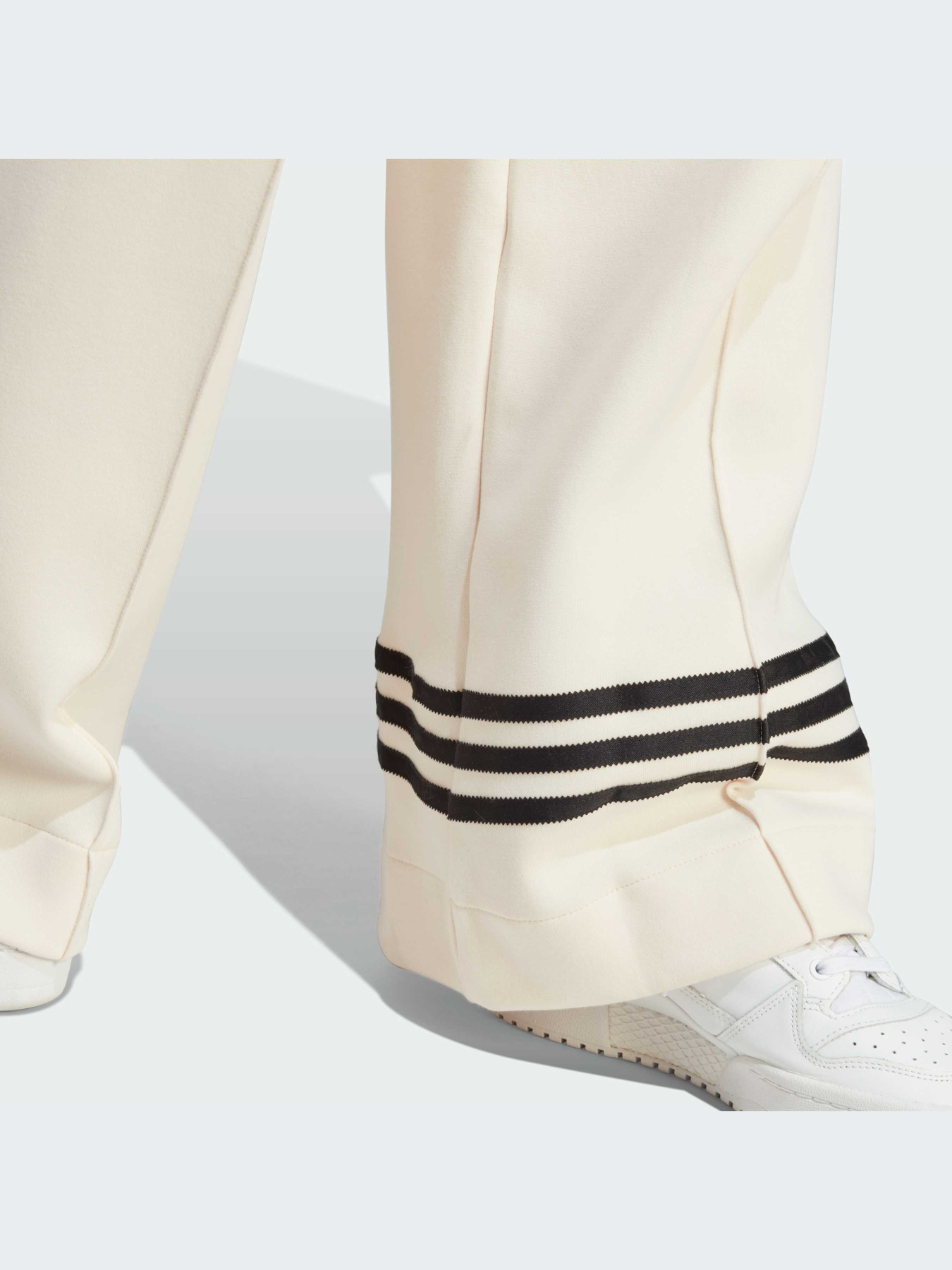 Брюки Adidas Adicolor модель IM1834 Фото