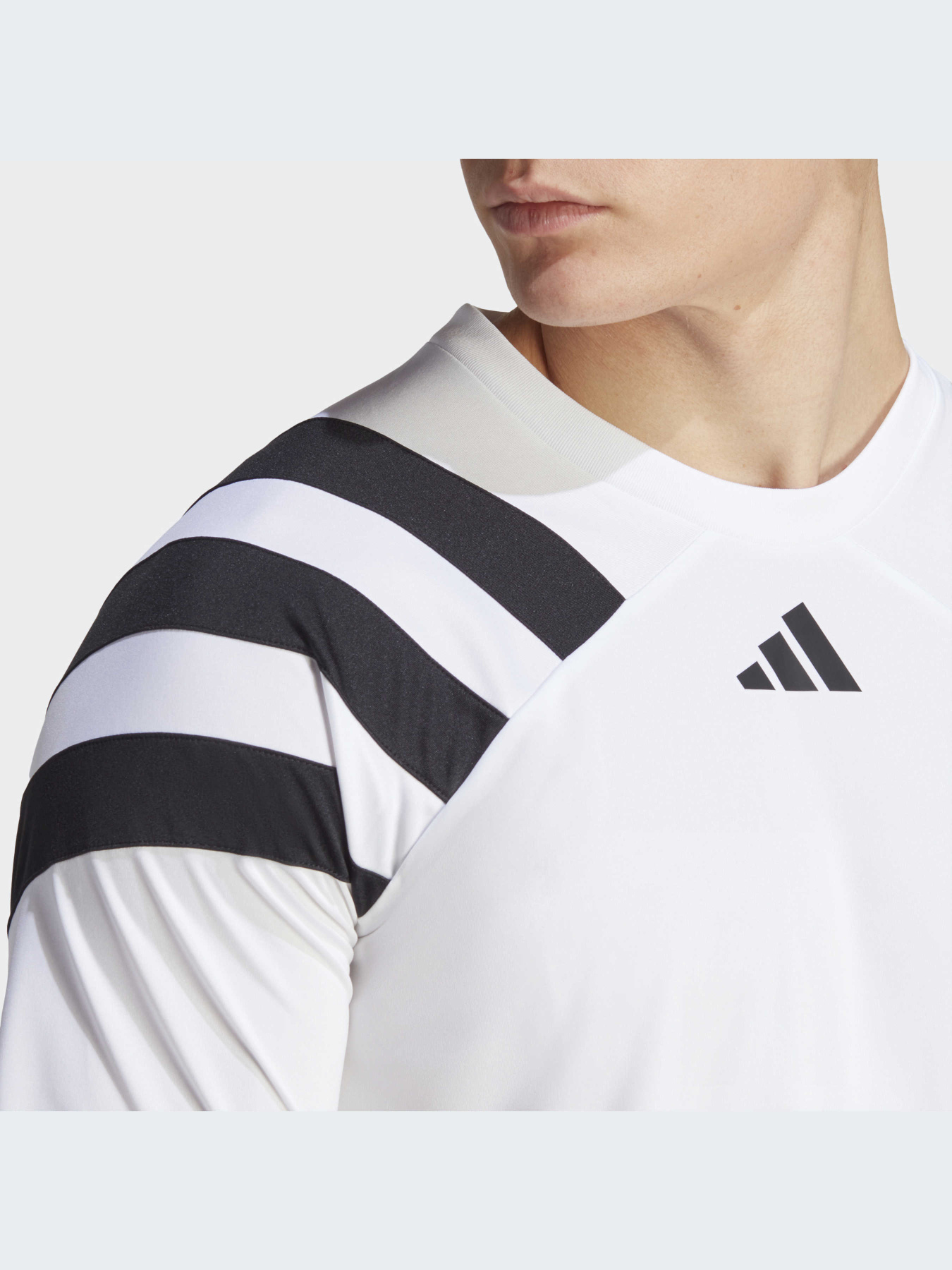 Футболка спортивна Adidas модель IK5745 Фото