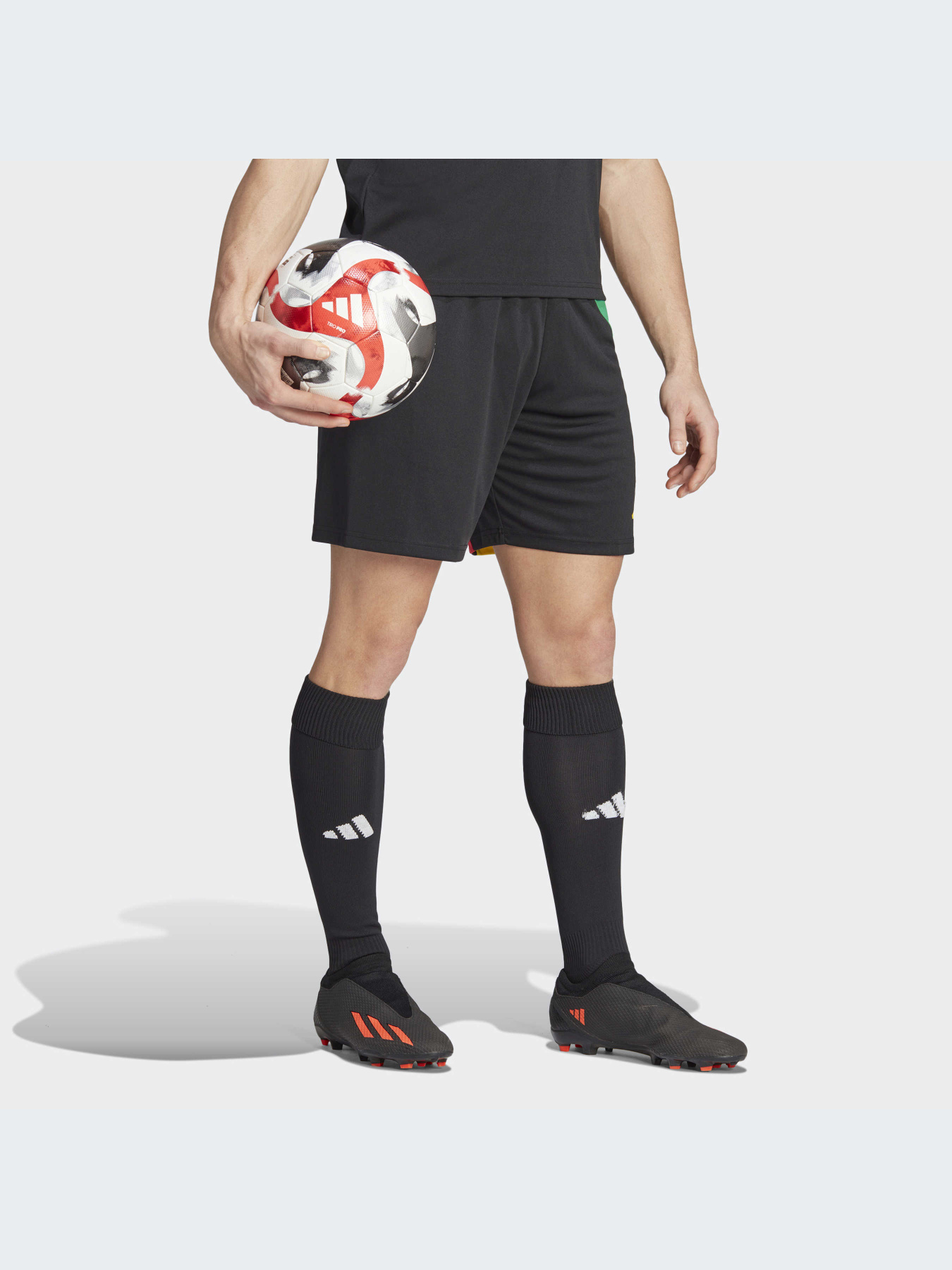 Шорты спортивные Adidas модель IK5736 Фото