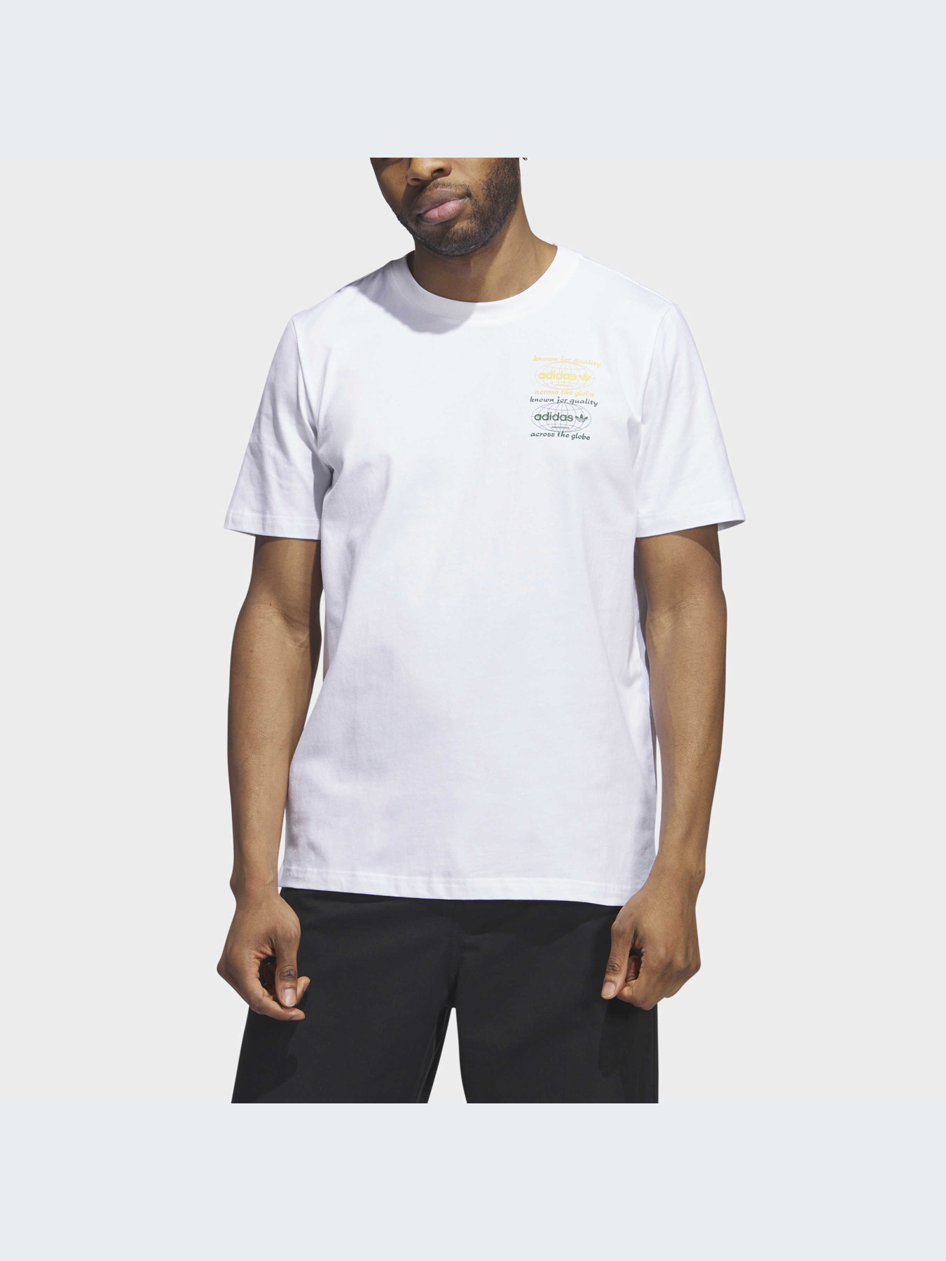 Футболка Adidas Graphics модель IJ0980 Футболка Adidas Graphics модель IJ0980 Фото