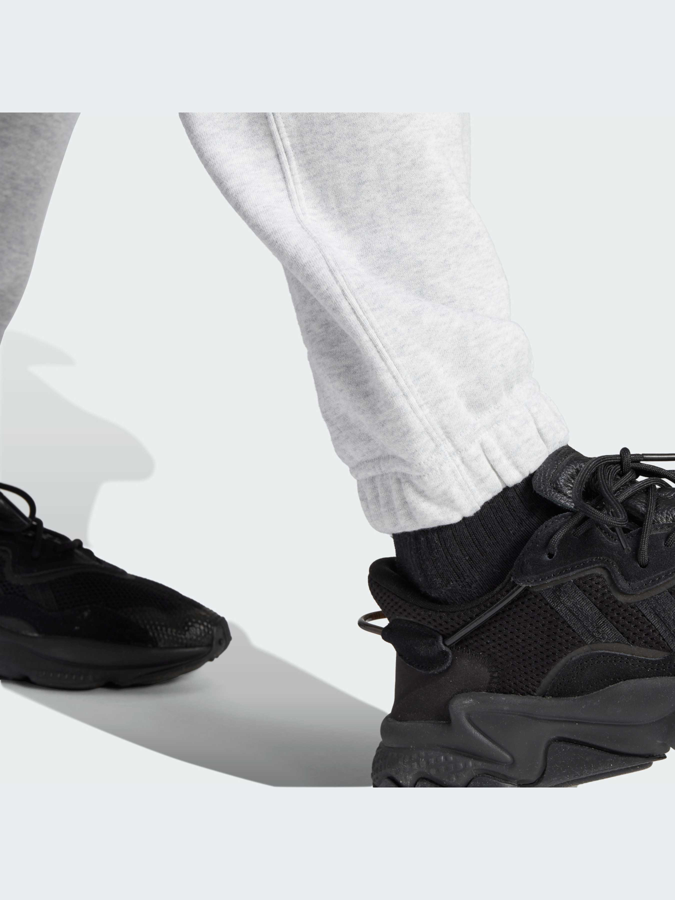 Джогери Adidas модель IM4580 Джогери Adidas модель IM4580 Фото