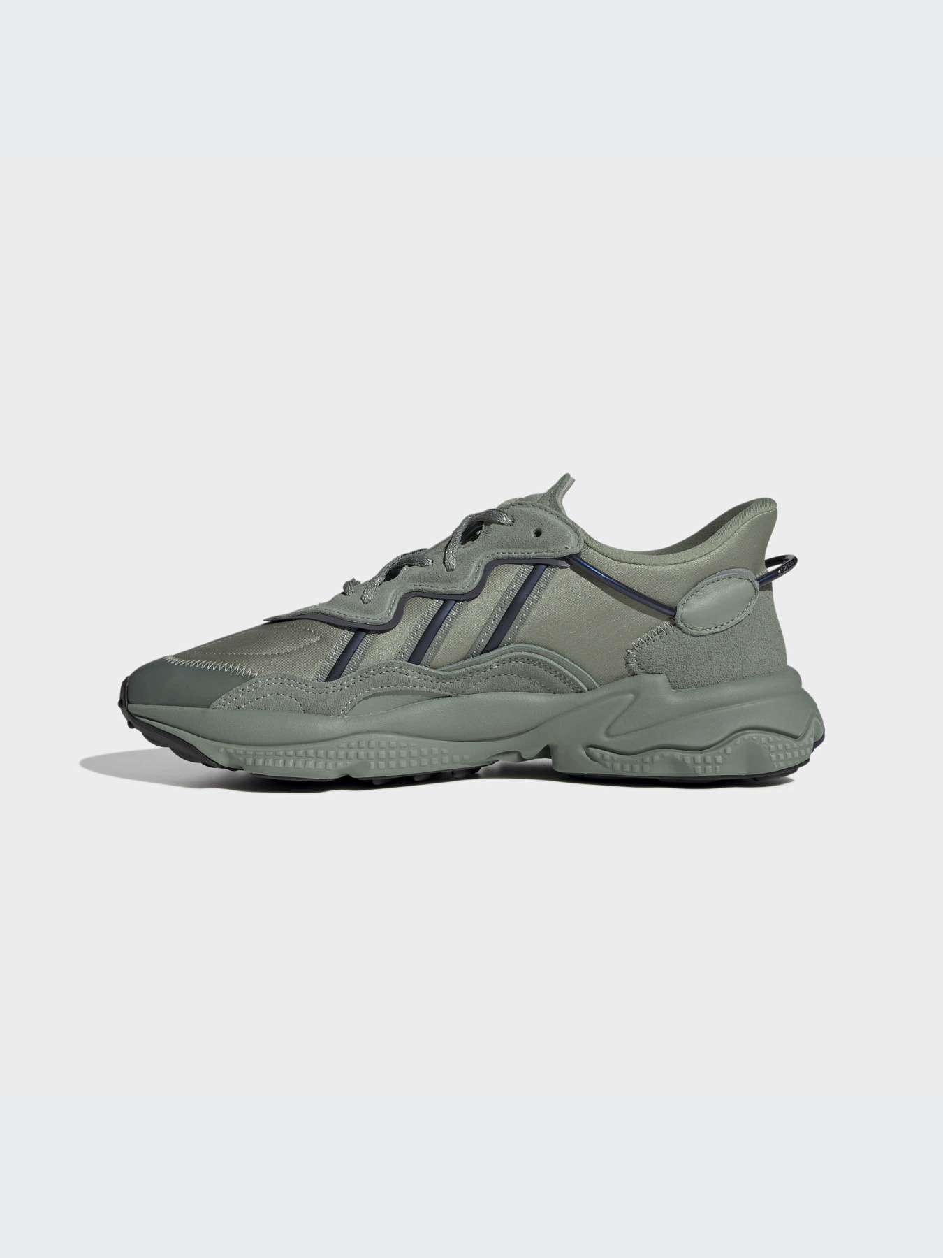 Кросівки Adidas Ozweego модель HQ4376 Фото