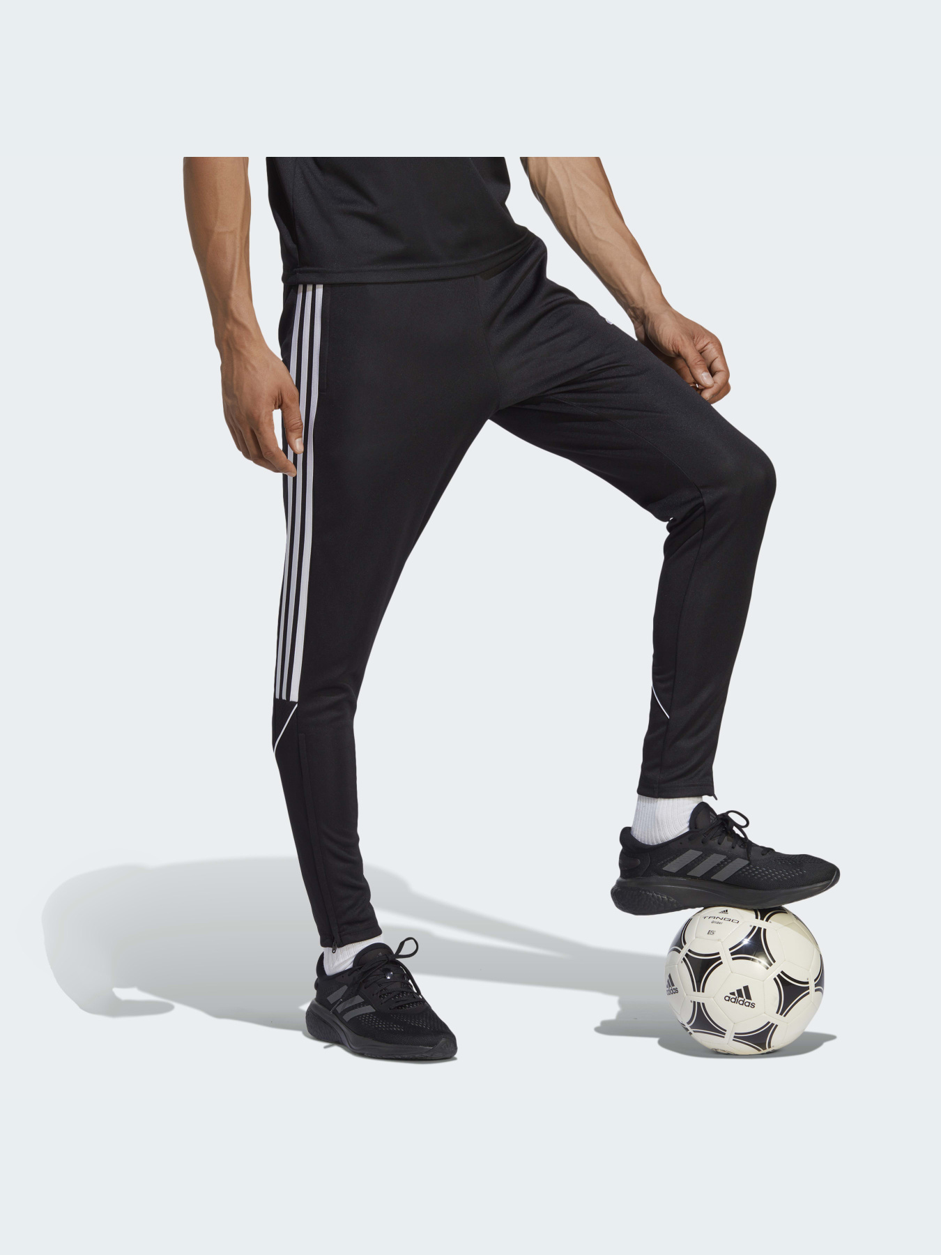 Спортивні штани Adidas Tiro модель HS7232 Спортивні штани Adidas Tiro модель HS7232 Фото