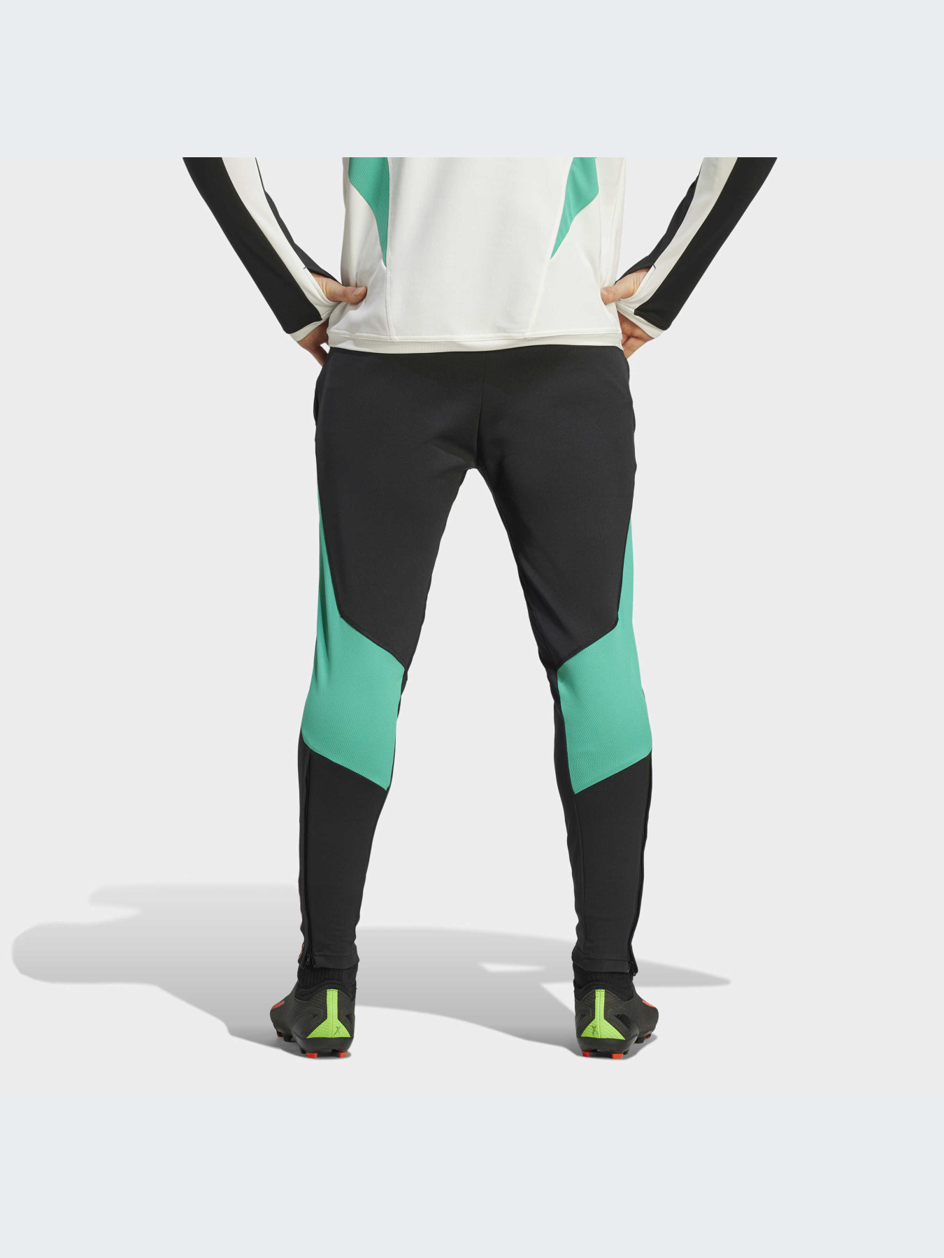 Штаны спортивные Adidas модель IA8481 Фото