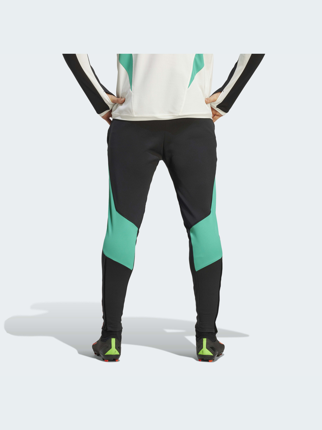 Штаны спортивные Adidas модель IA8481 Фото