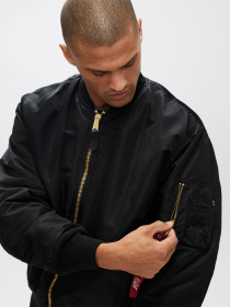 Куртки и дубленки Alpha Industries модель MJM21300C1_001 Фото