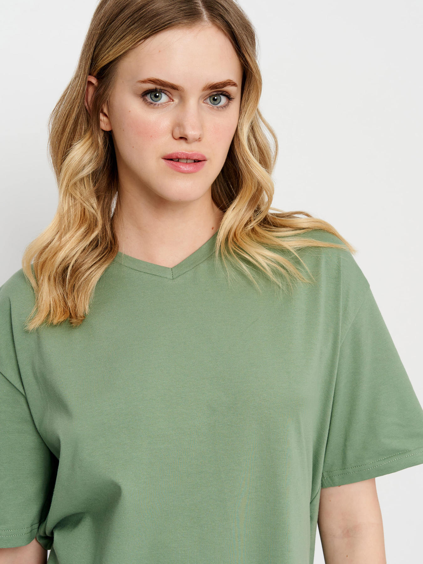 Футболка Роза модель 220813_1 Фото