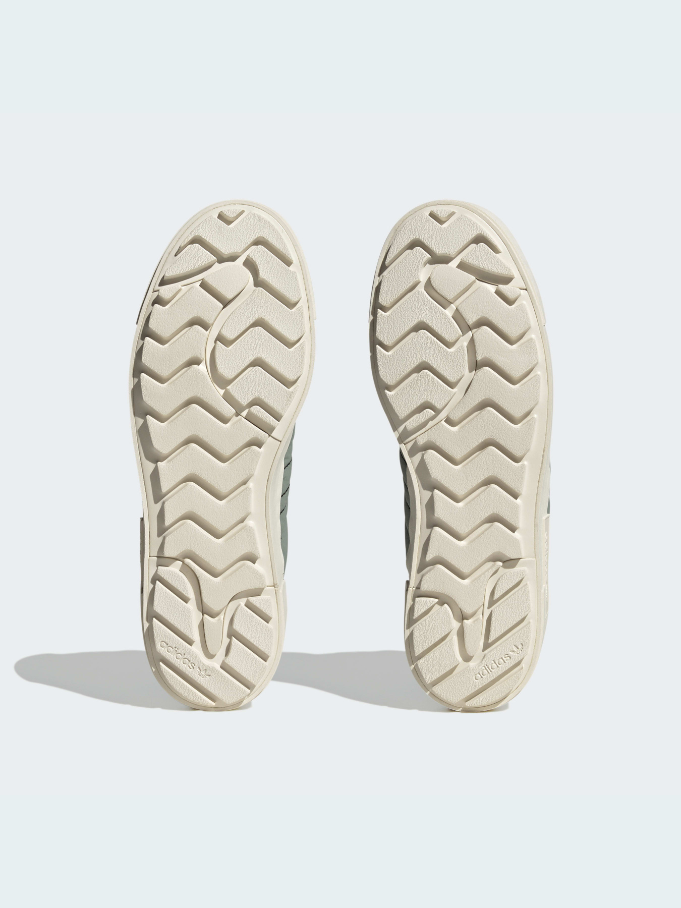 Кеди високі Adidas модель HQ6042 Фото