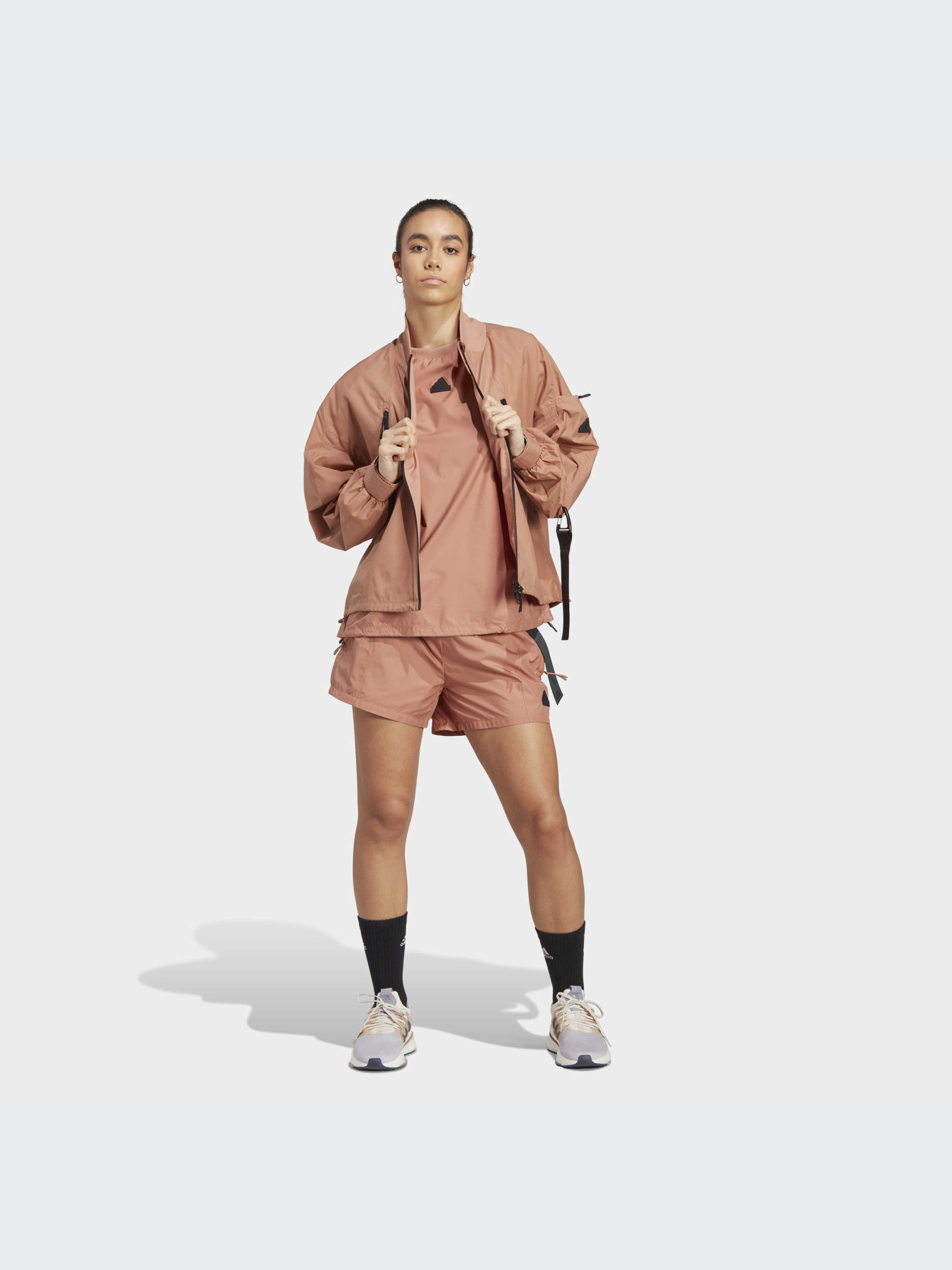 Бомбер Adidas модель IA2136 Фото