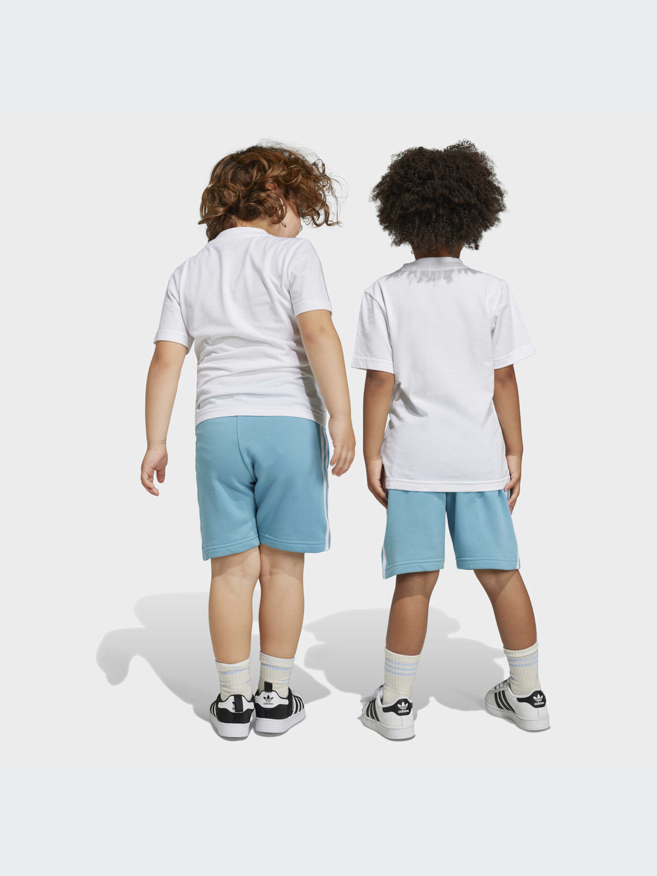 Спортивный комплект Adidas Adicolor модель IB8664 Фото