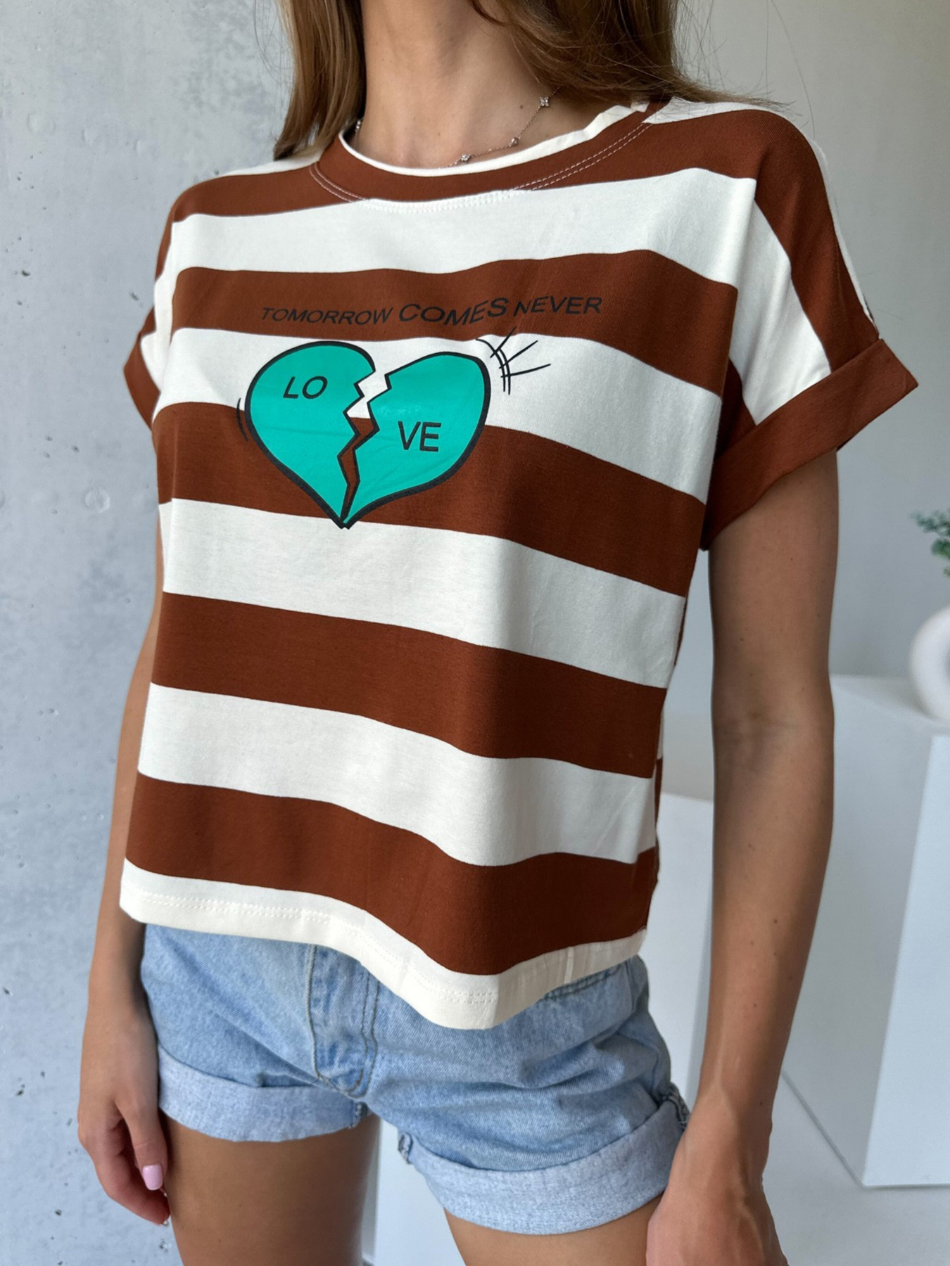 Футболка ISSA Plus модель WN20-511_brown Фото