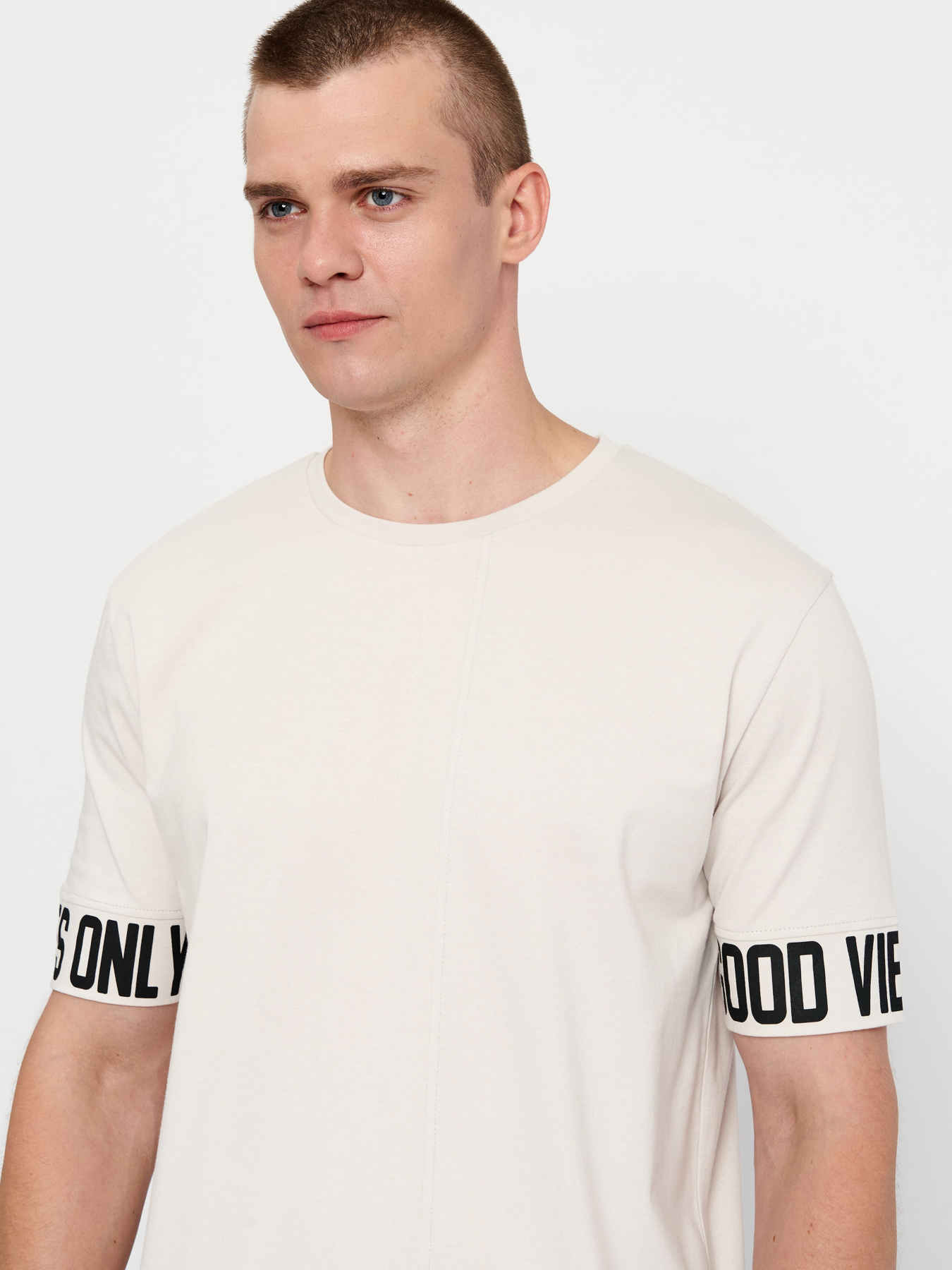 Футболка Роза модель 211092 Фото