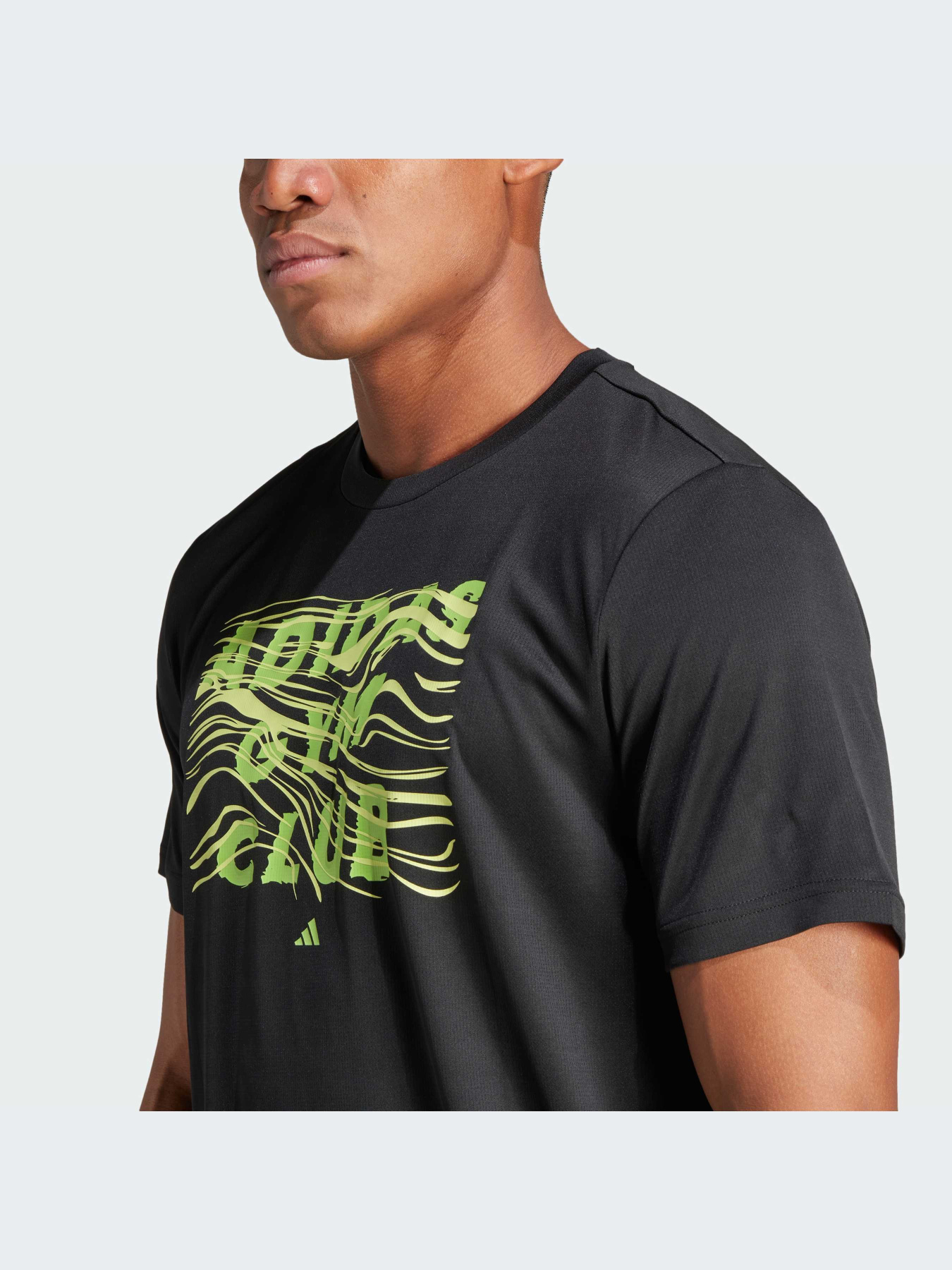 Спортивная футболка Adidas Graphics модель IL7008 Спортивная футболка Adidas Graphics модель IL7008 Фото