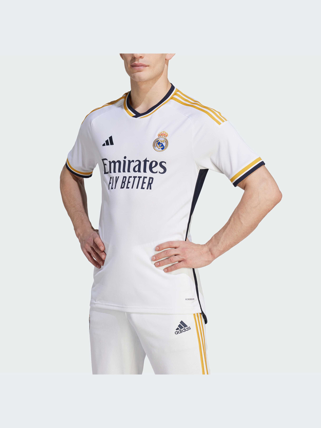 Футболка спортивная Adidas модель HR3796 Футболка спортивная Adidas модель HR3796 Фото