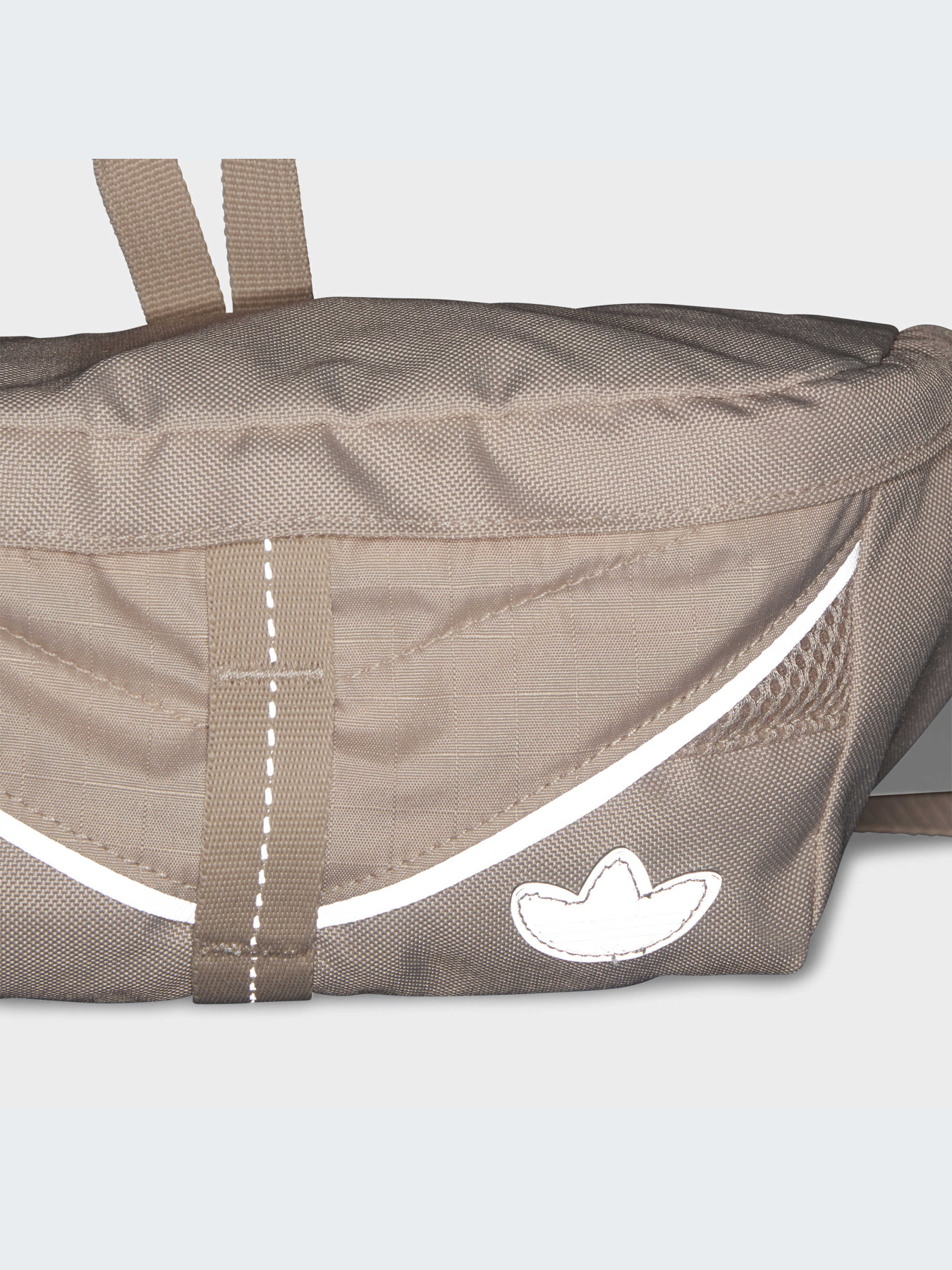 Поясна сумка Adidas Adicolor модель IL4889 Поясна сумка Adidas Adicolor модель IL4889 Фото