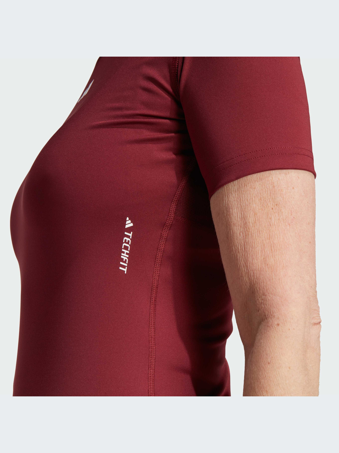 Футболка спортивная Adidas Clima модель IL1060 Фото