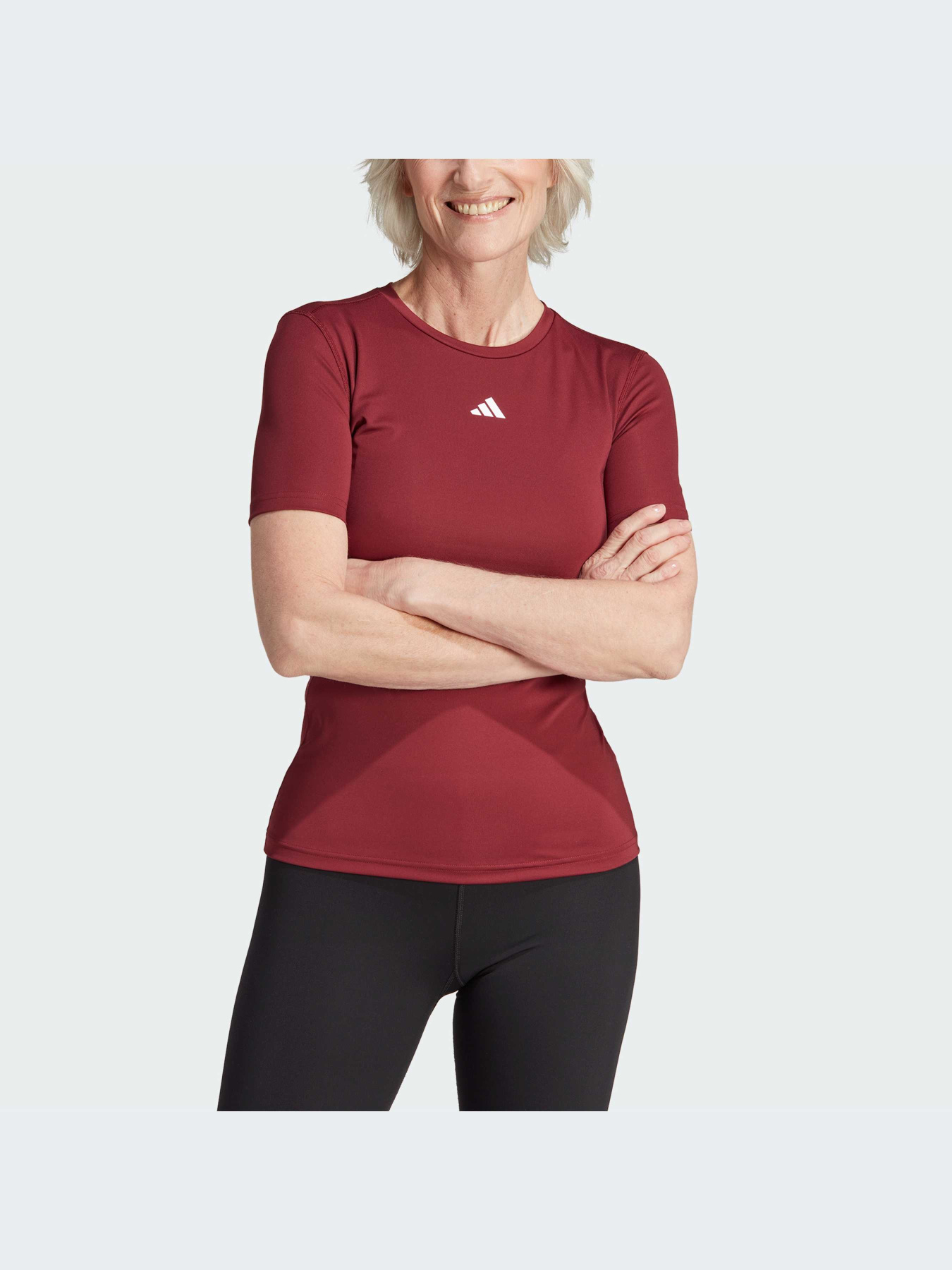 Спортивная футболка Adidas Clima модель IL1060 Спортивная футболка Adidas Clima модель IL1060 Фото