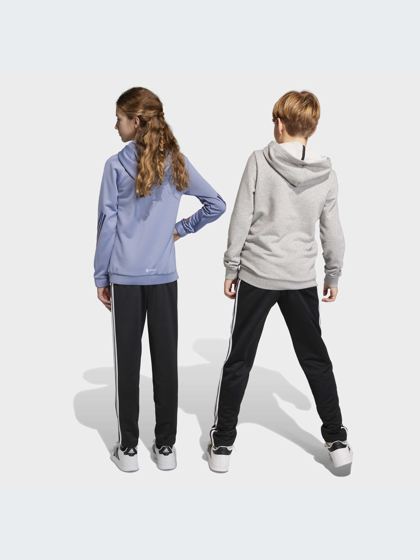 Спортивні штани Adidas модель HY1098 Спортивні штани Adidas модель HY1098 Фото