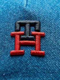Шапки и кепки Tommy Hilfiger модель AM0AM11451-0GZ Фото