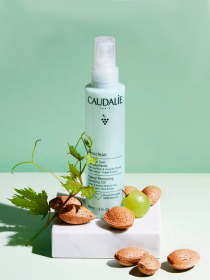 Олія для зняття макіяжу CAUDALIE модель 317 Олія для зняття макіяжу CAUDALIE модель 317 Фото