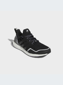 Кросівки для бігу Adidas Ultraboost модель HR0518 Фото