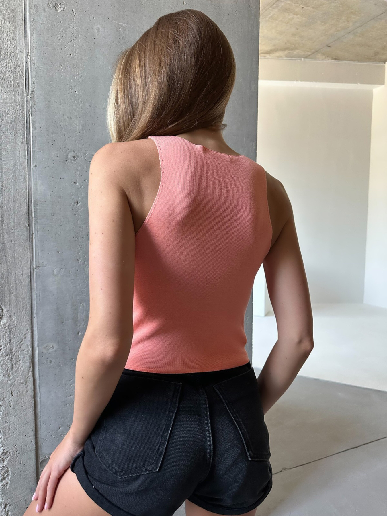 Майка ISSA Plus модель WN20-517_coral Фото