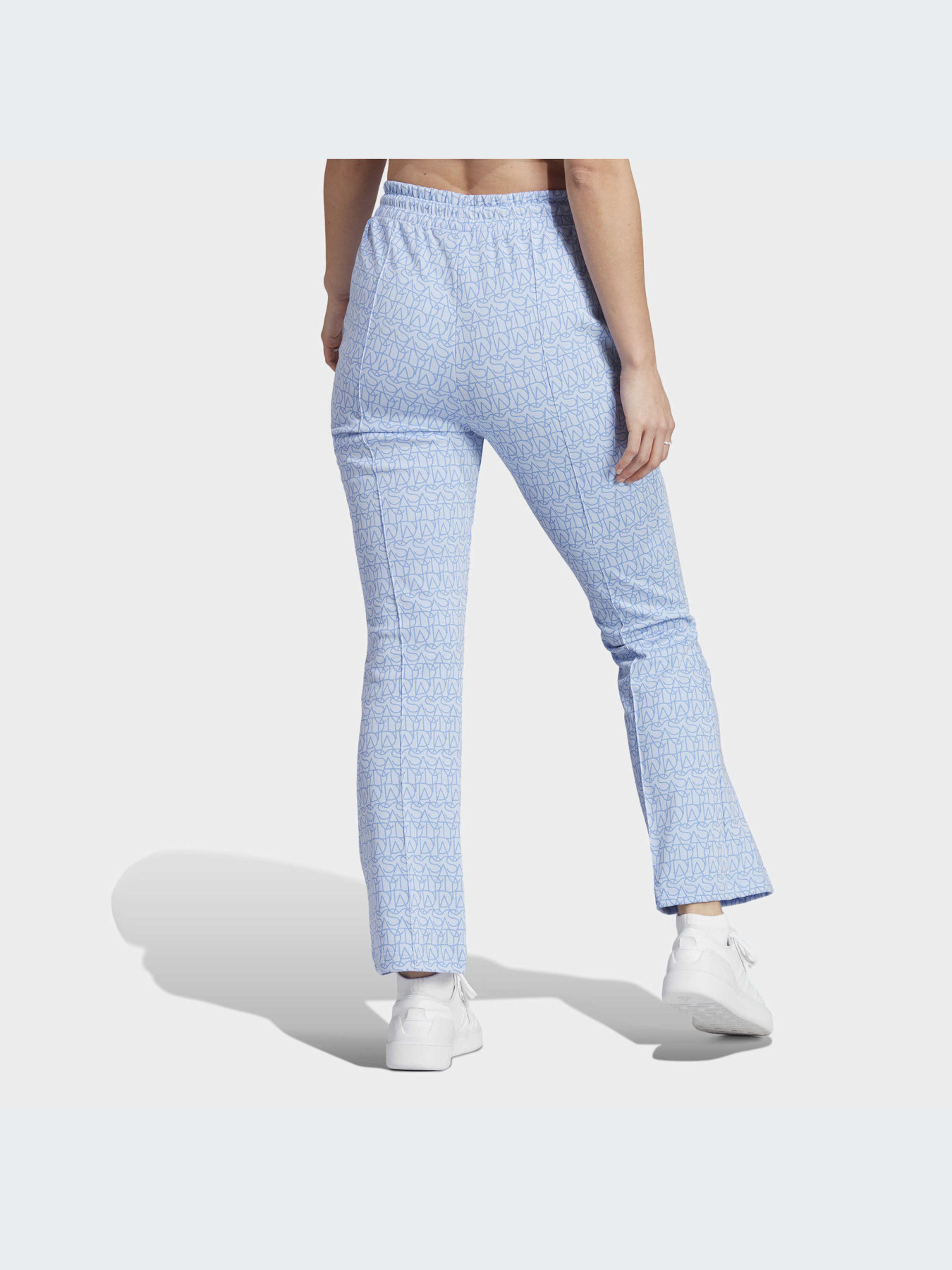 Брюки повседневные Adidas Graphics модель IC5721 Фото