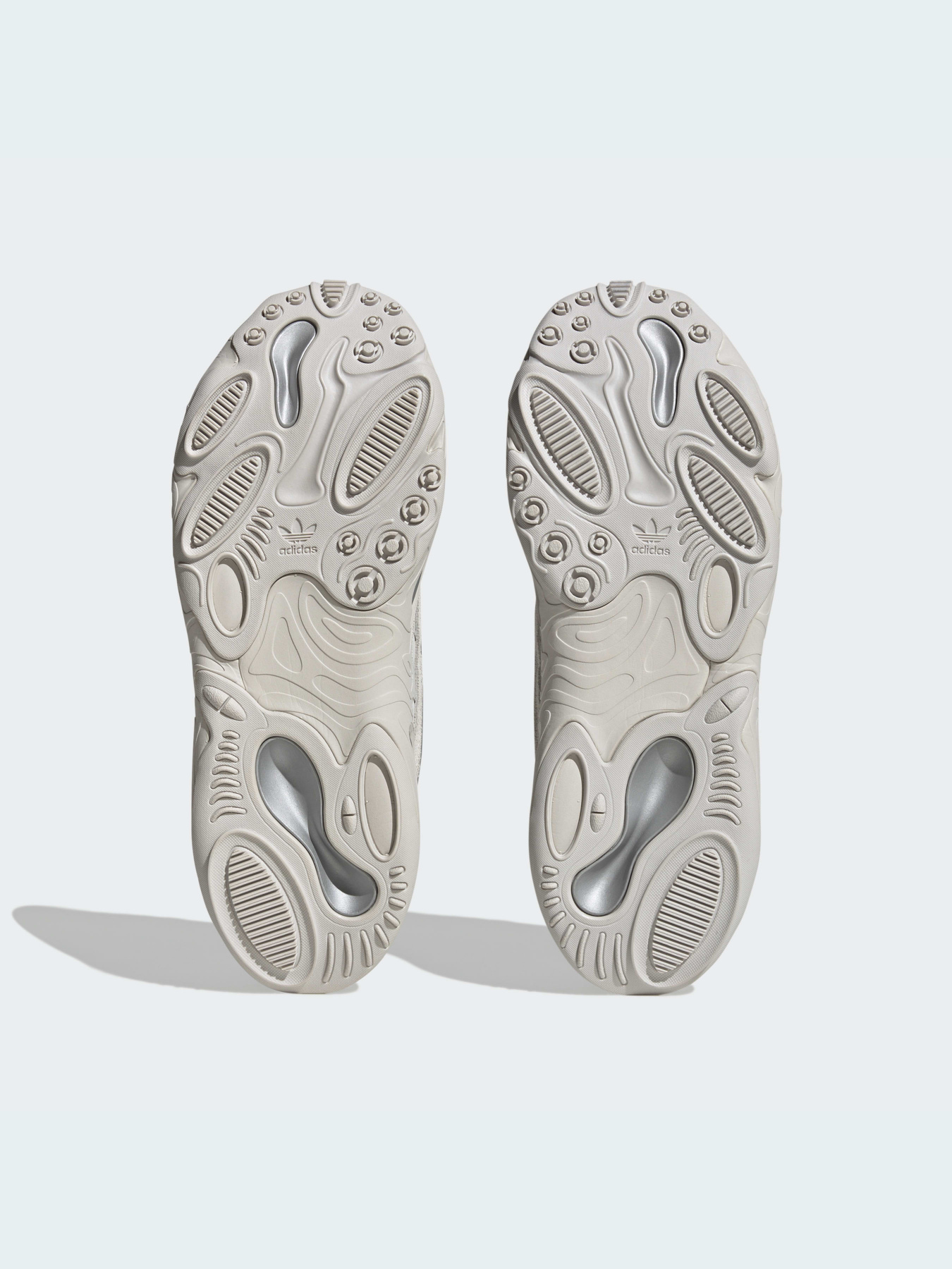 Кроссовки Adidas Ozweego модель HQ1972 Фото