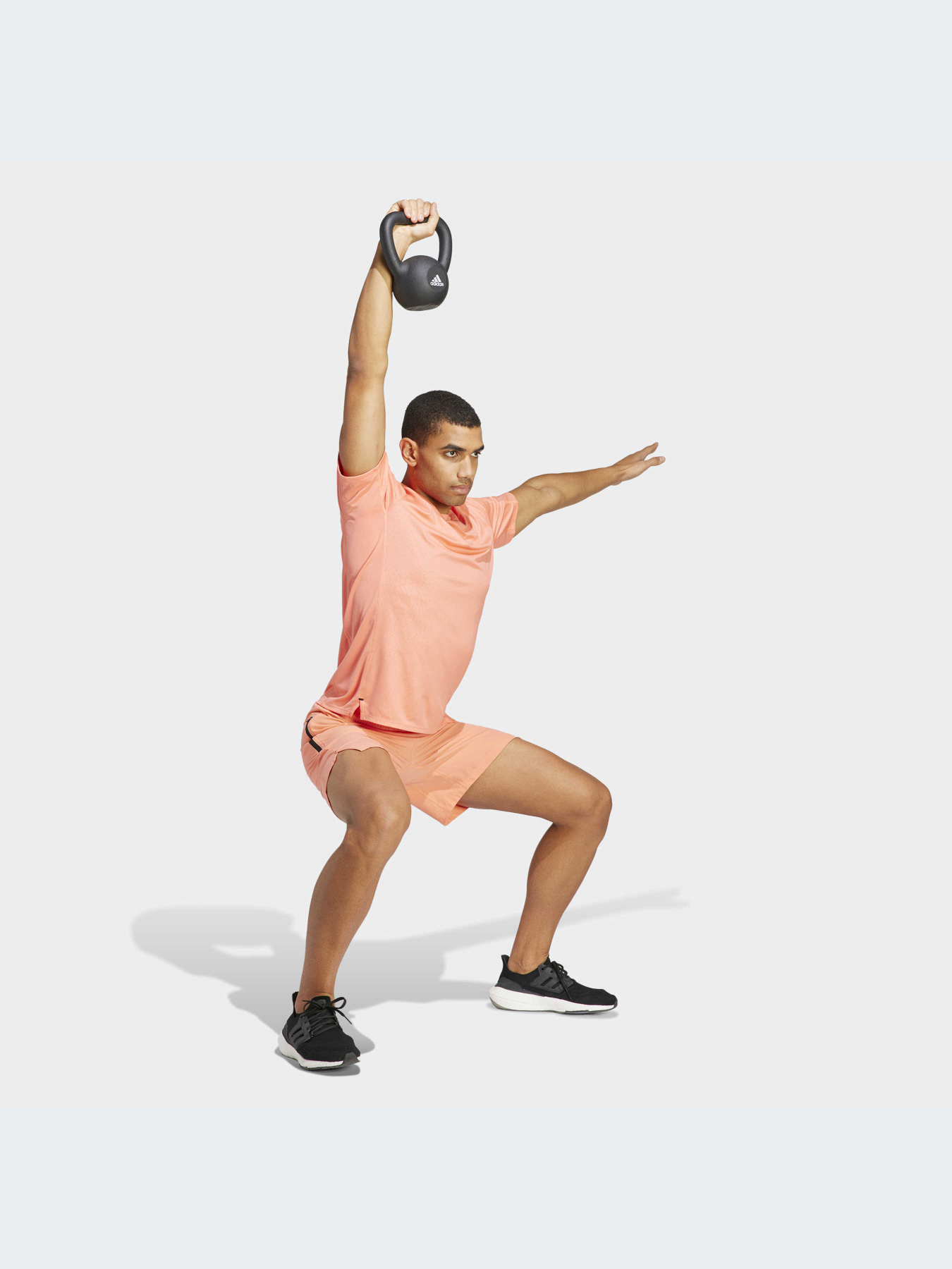 Спортивна футболка Adidas модель IC2111 Спортивна футболка Adidas модель IC2111 Фото