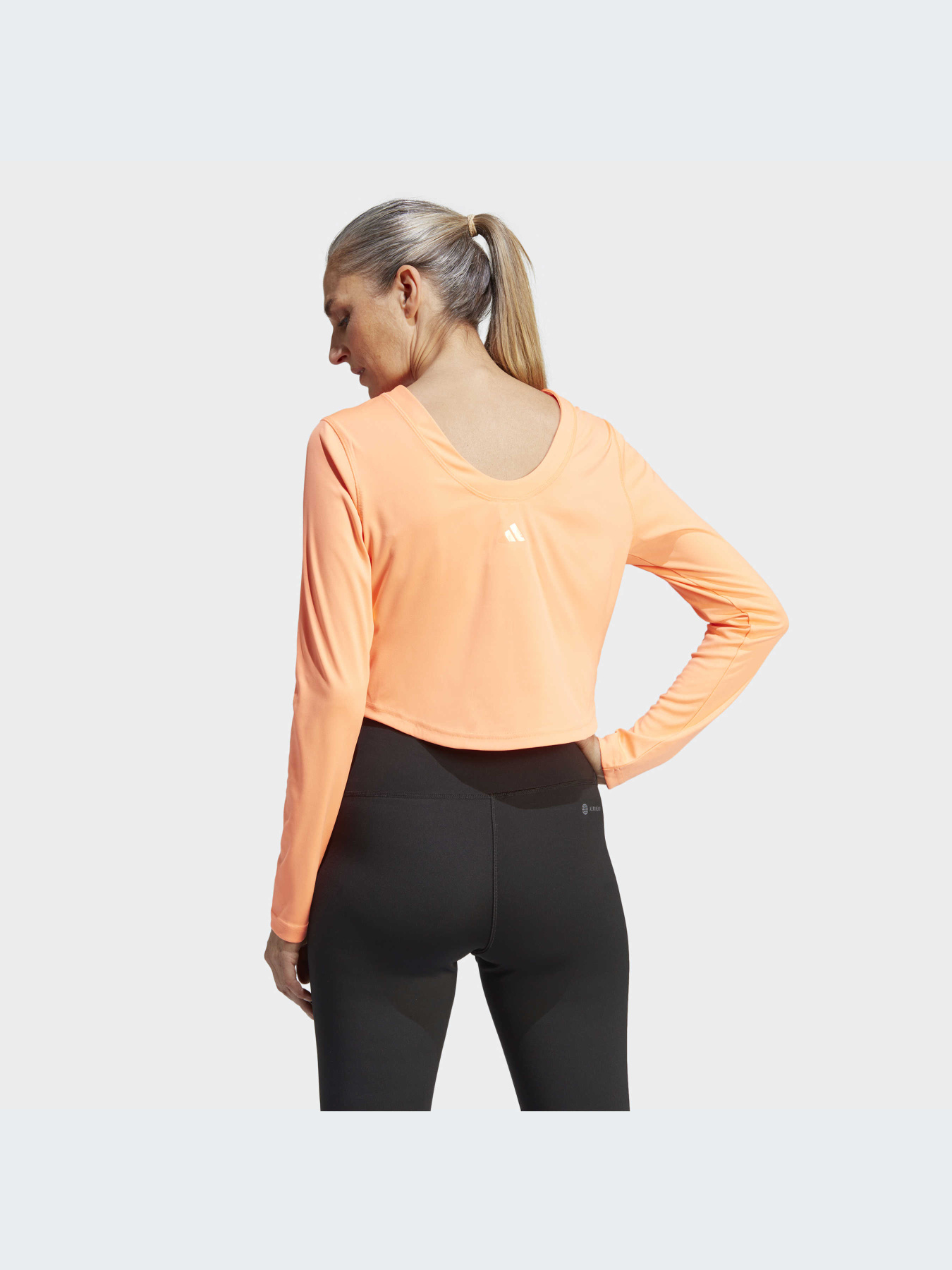 Спортивная кофта Adidas модель IL6617 Фото