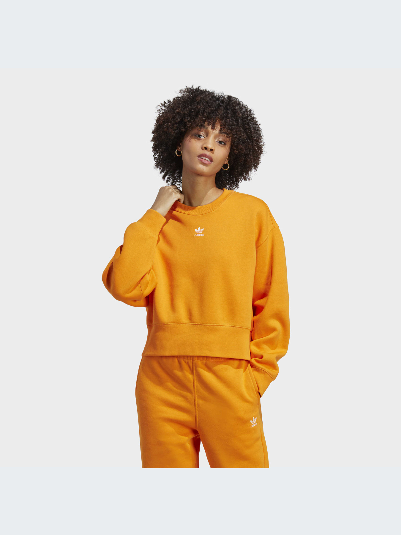 Свитшот Adidas модель IK7697 Фото