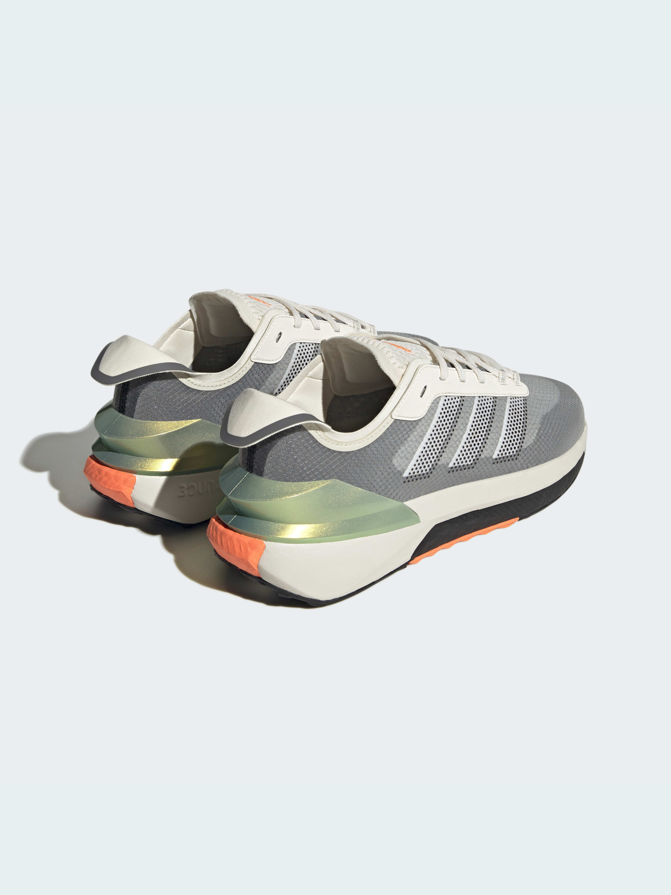 Кроссовки повседневные Adidas AVRYN модель HP5973 Фото