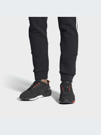 Кросівки Adidas AVRYN модель HP5980 Фото