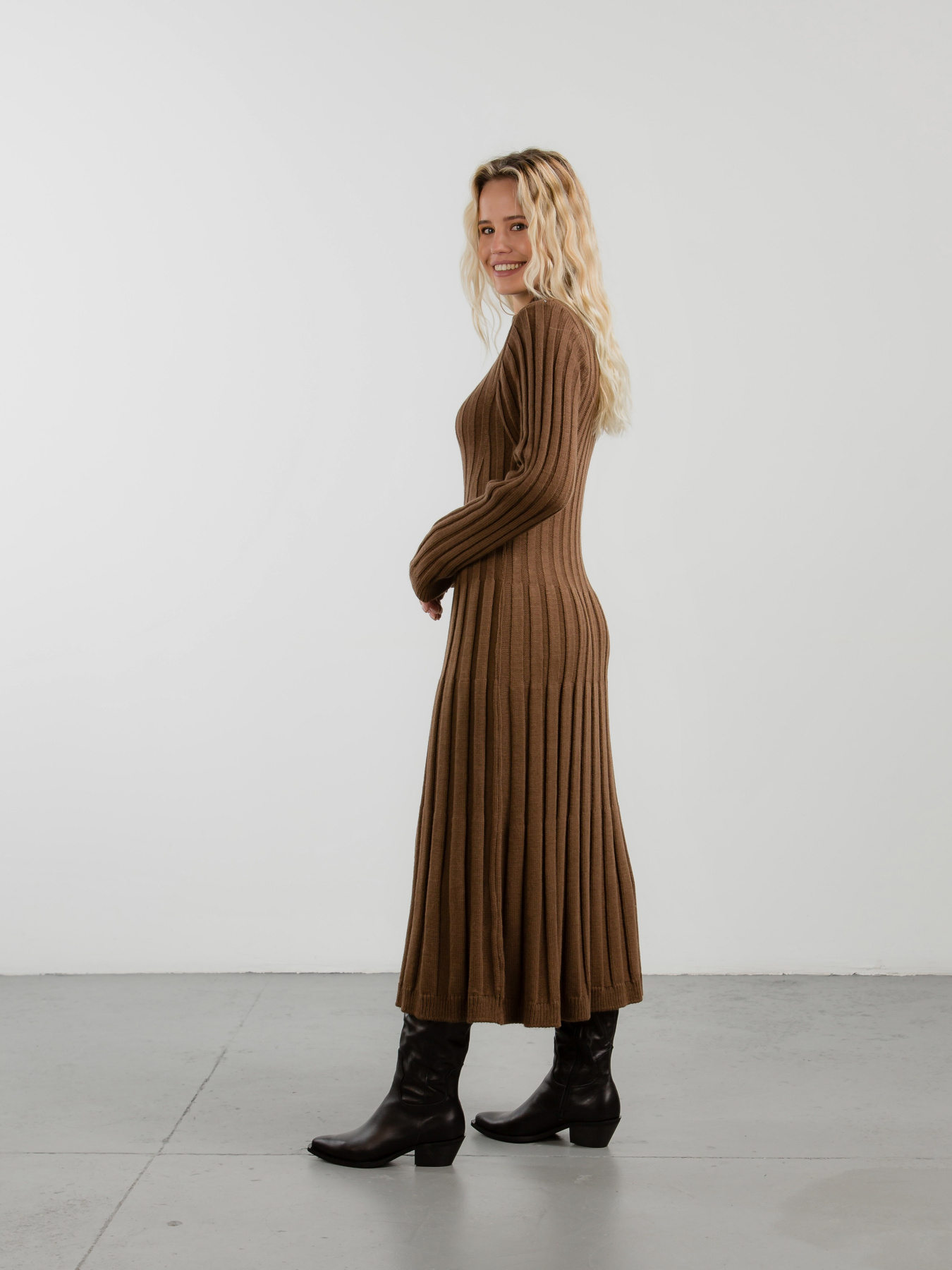 Сукня міді Romashka Десіз модель 201036904061 Фото