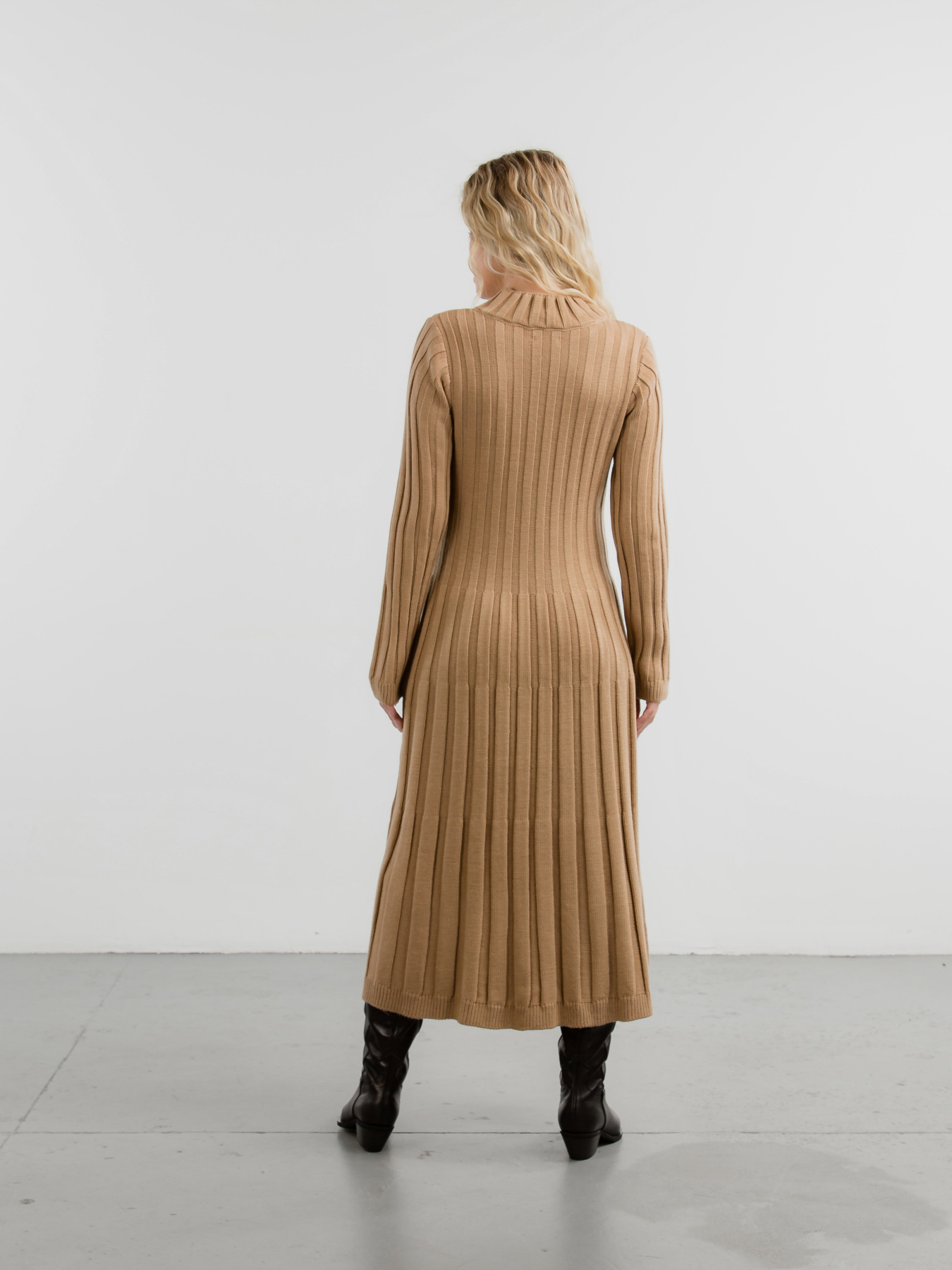 Платье миди Romashka Десіз модель 201036904042 Фото