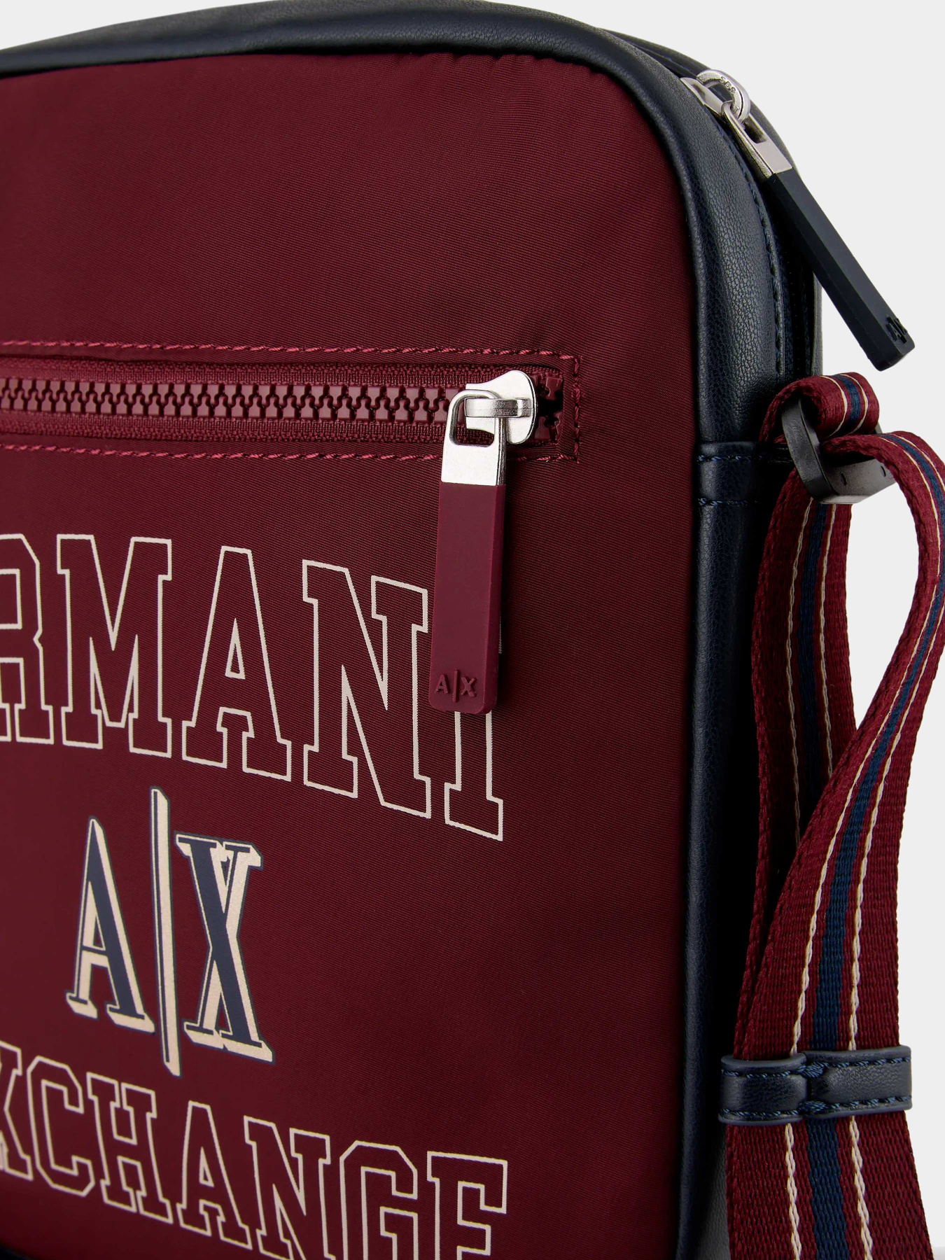 Сумки Armani Exchange модель 952580-3F874-16476 Фото