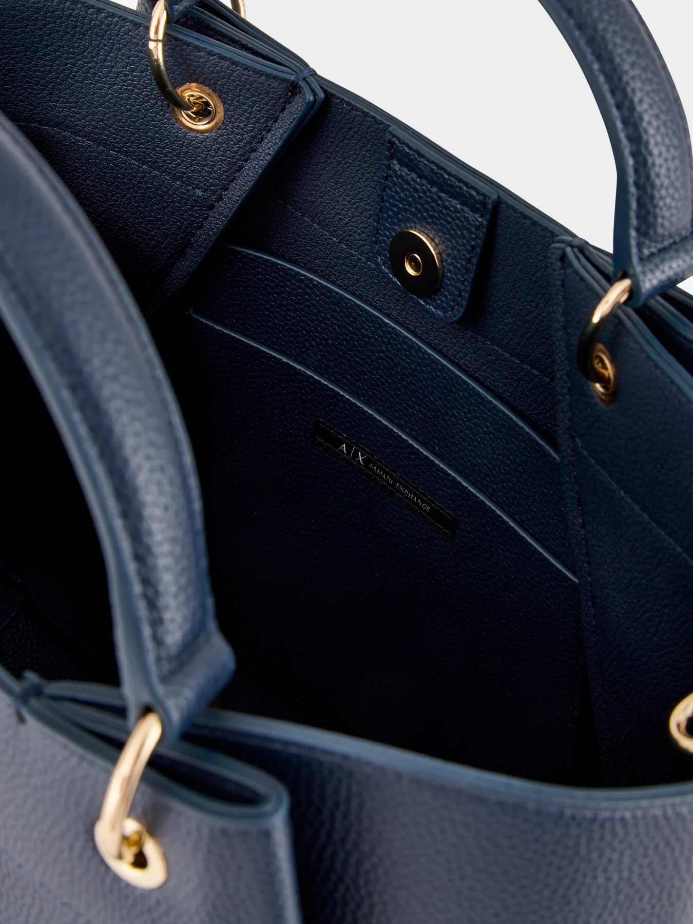 Сумки Armani Exchange модель 942910-CC783-21536 Фото