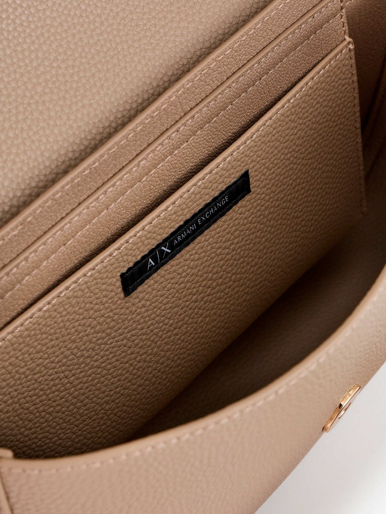 Сумки Armani Exchange модель 942912-CC783-09752 Фото