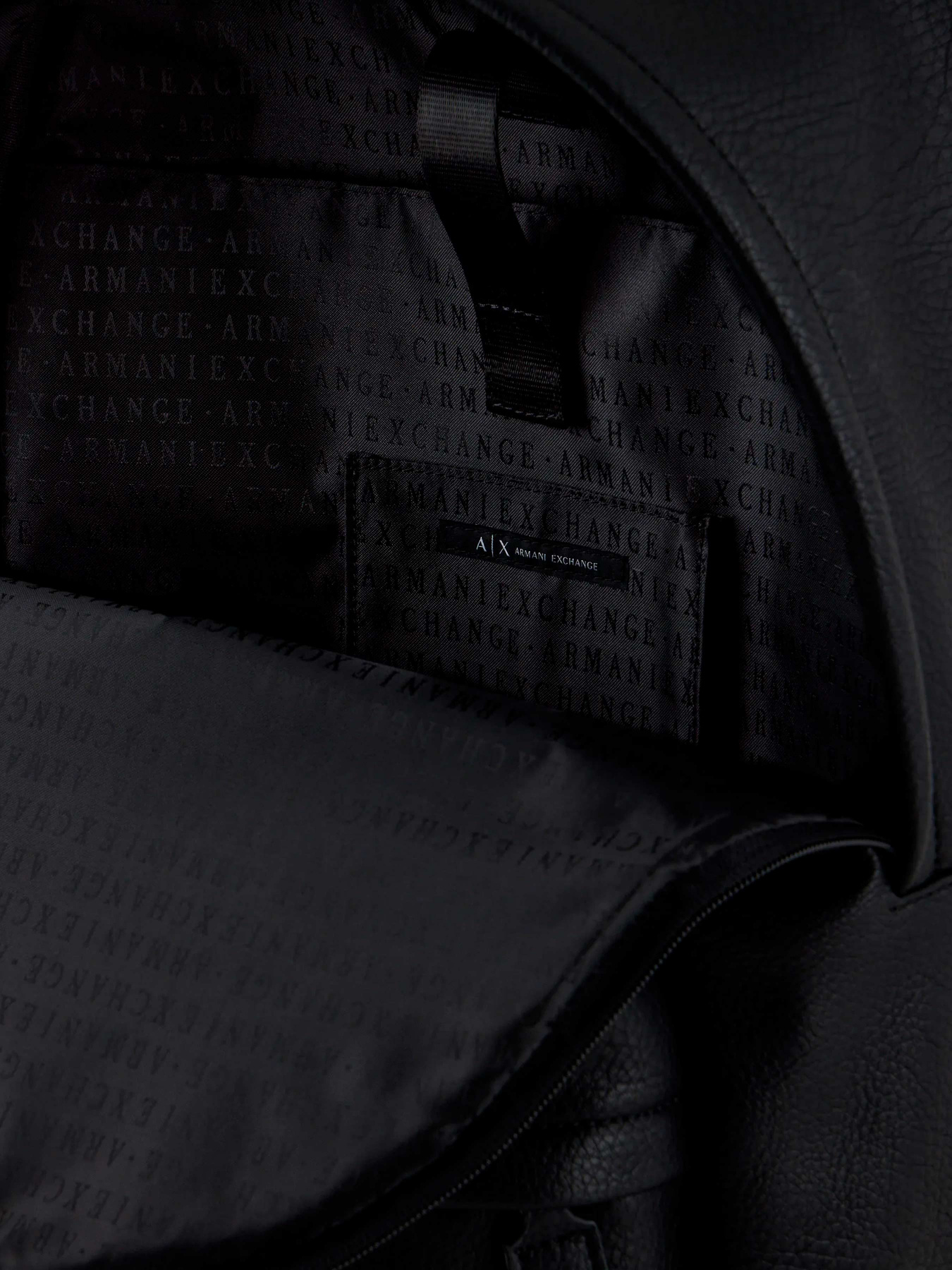Рюкзаки Armani Exchange модель 952562-3F867-00020 Фото