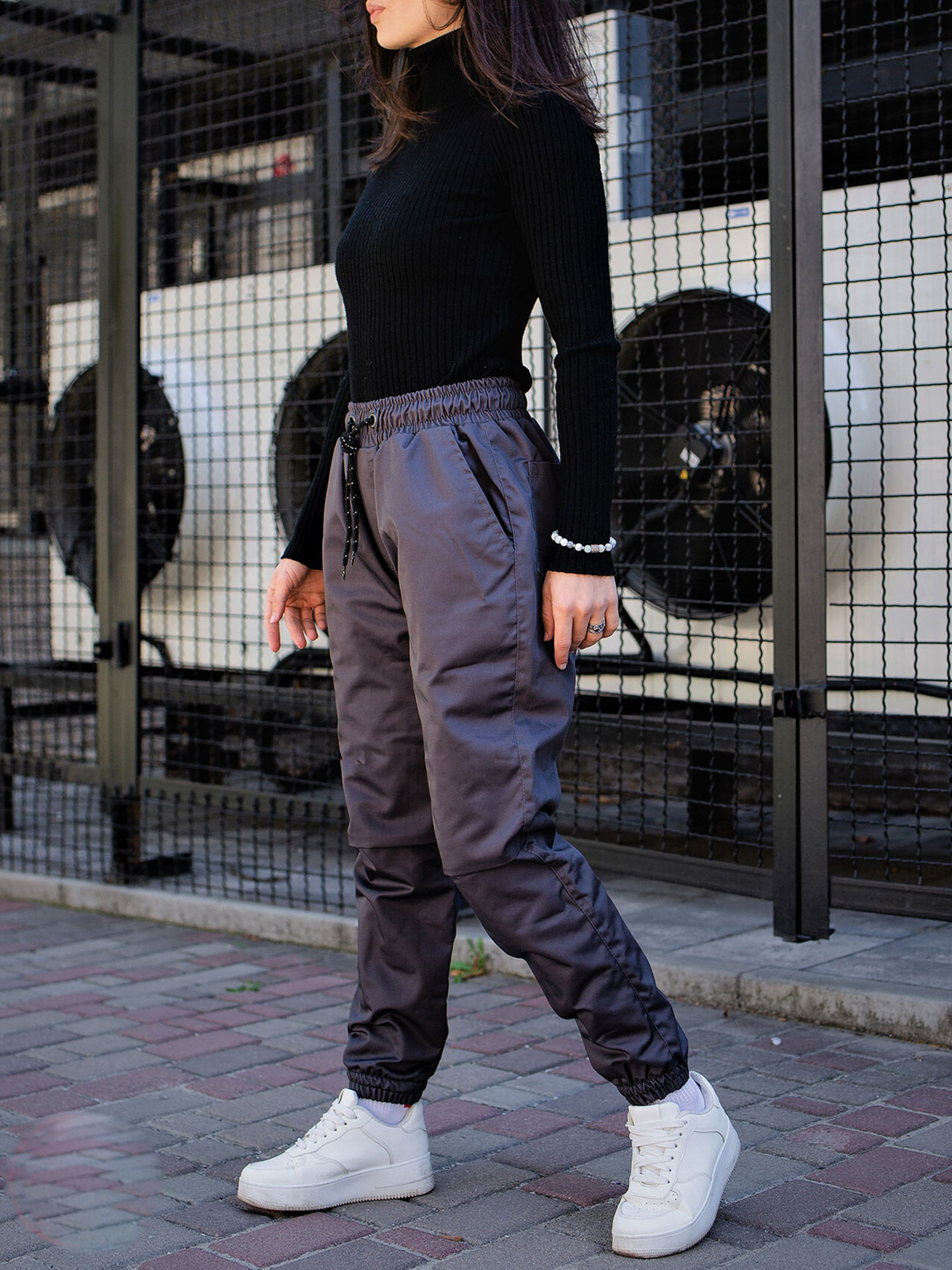 Джогери Without модель 8048870 Фото