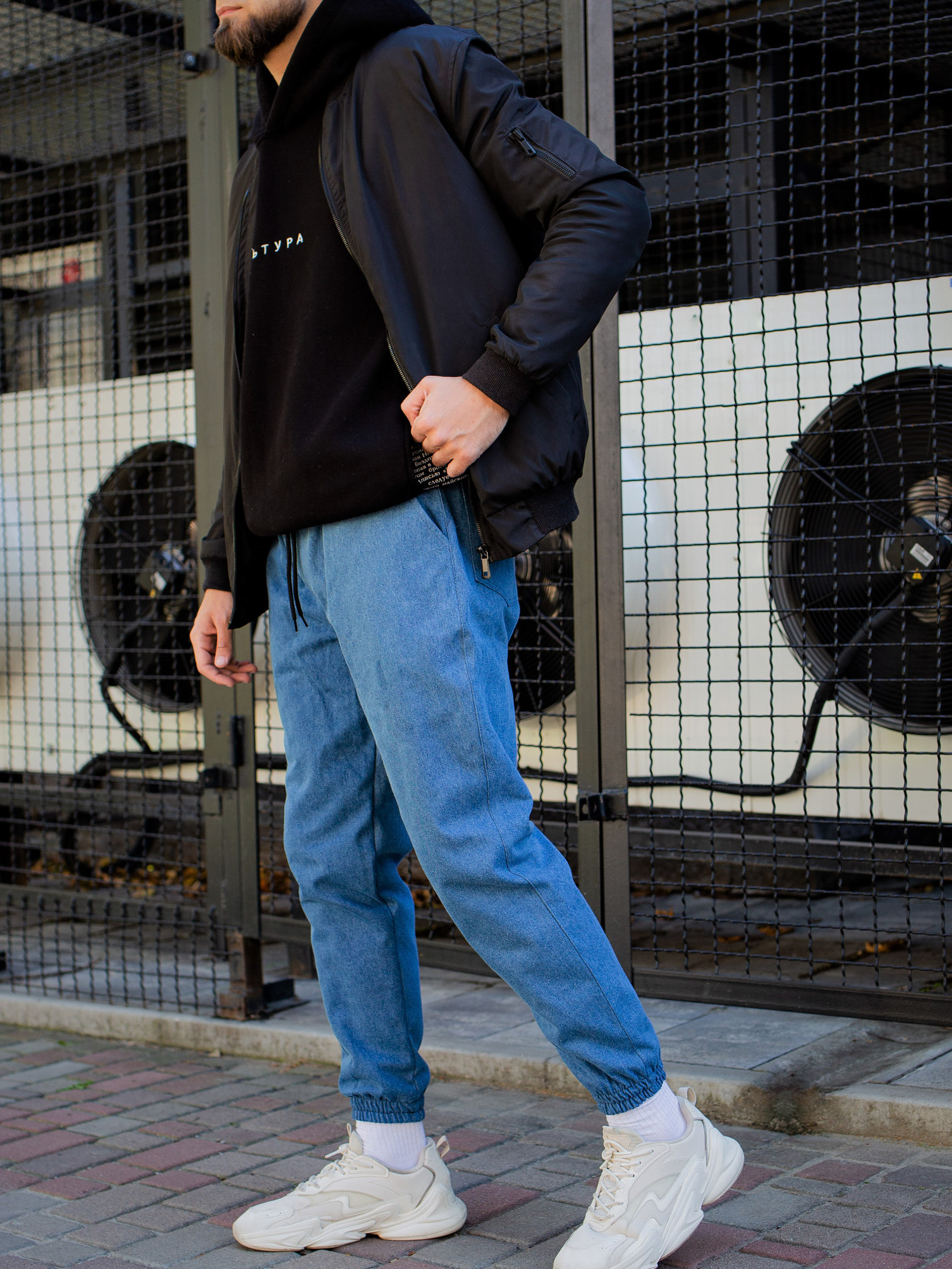 Завужені джинси Without модель 8048890 Фото