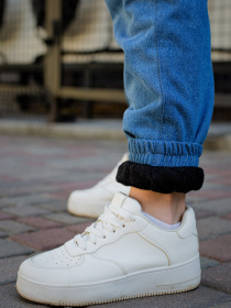 Завужені джинси Without модель 8048891 Фото